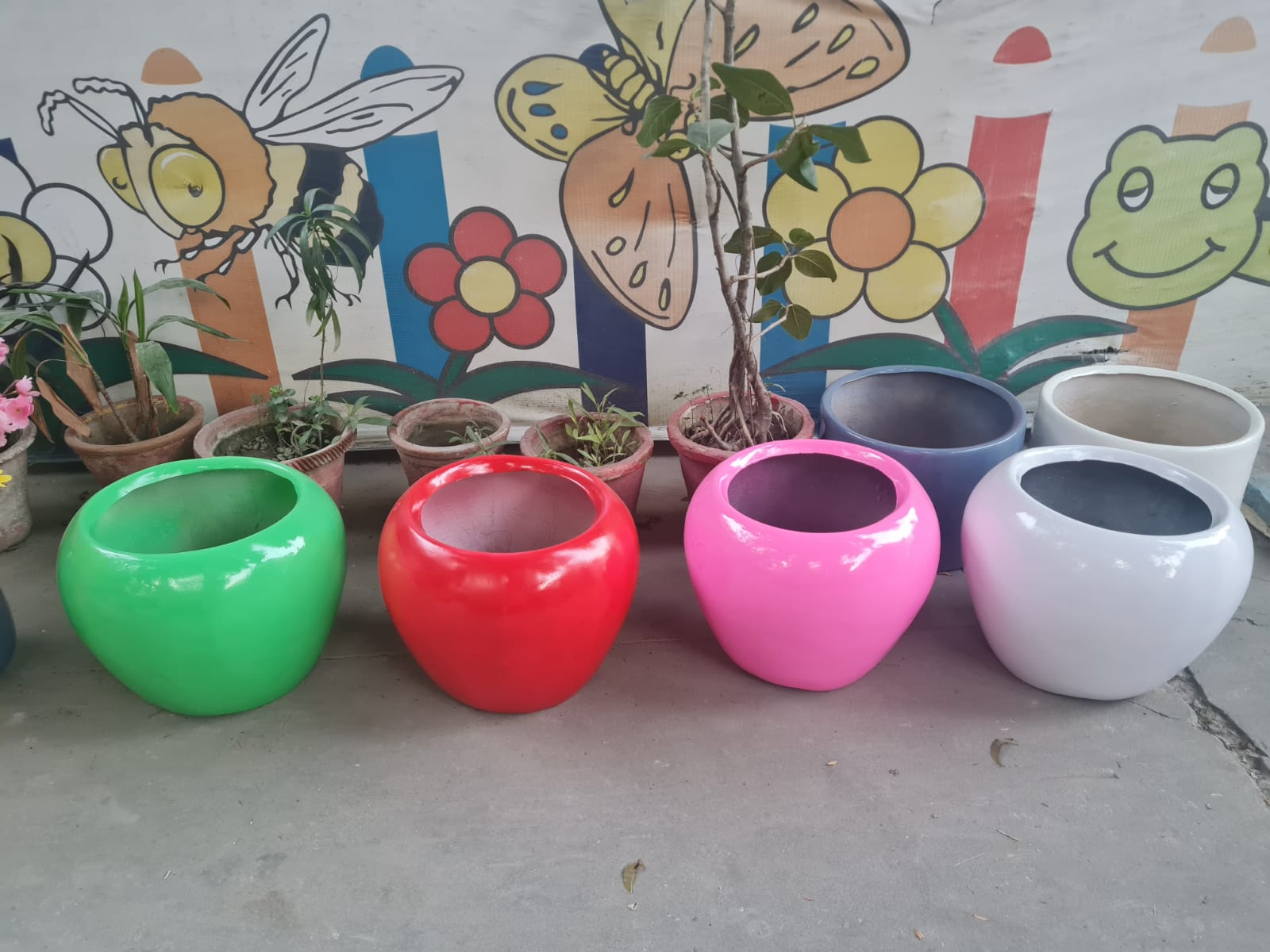 Apple Fiber Pots Size:-12x12 Inches
