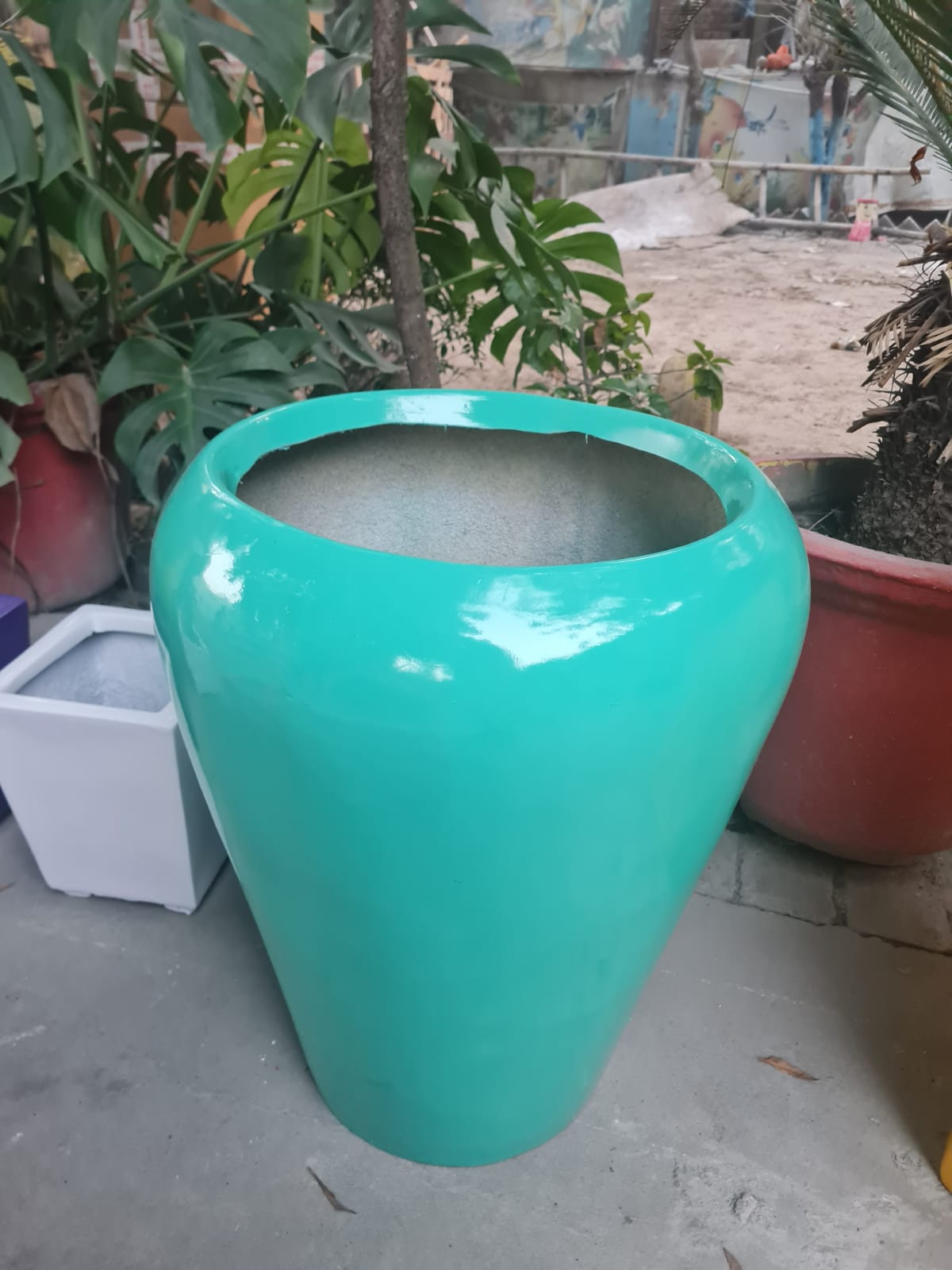 Apple Fiber Pots Size:-12x12 Inches