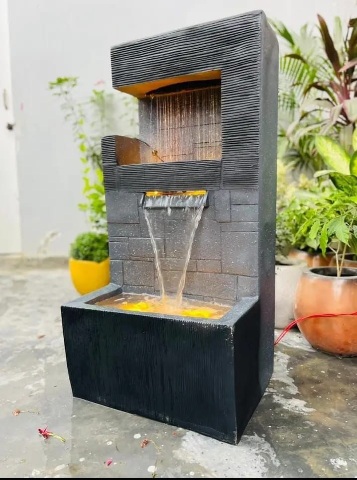 Curtain Fountain Size:-40x15x13 Inches
