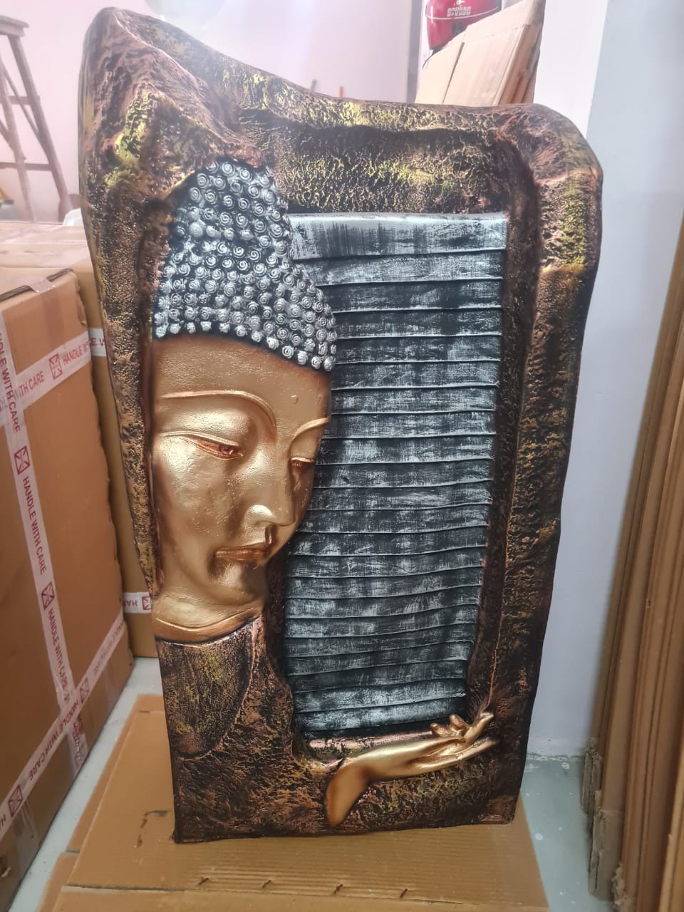 Side Face Fountain Size:-3.5 Feet