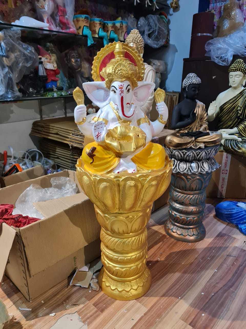 Lotus Ganesha Fountain Size:-4.5 Feet(With1.5 Feet Pillar) &3 Feet(With  Feet Pillar)