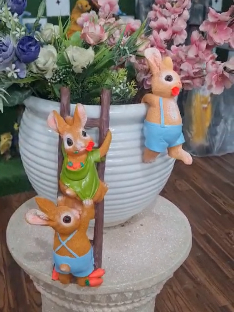 Stairs Rabbit 3 Pcs