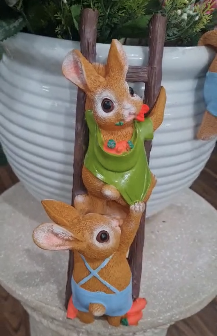 Stairs Rabbit 3 Pcs