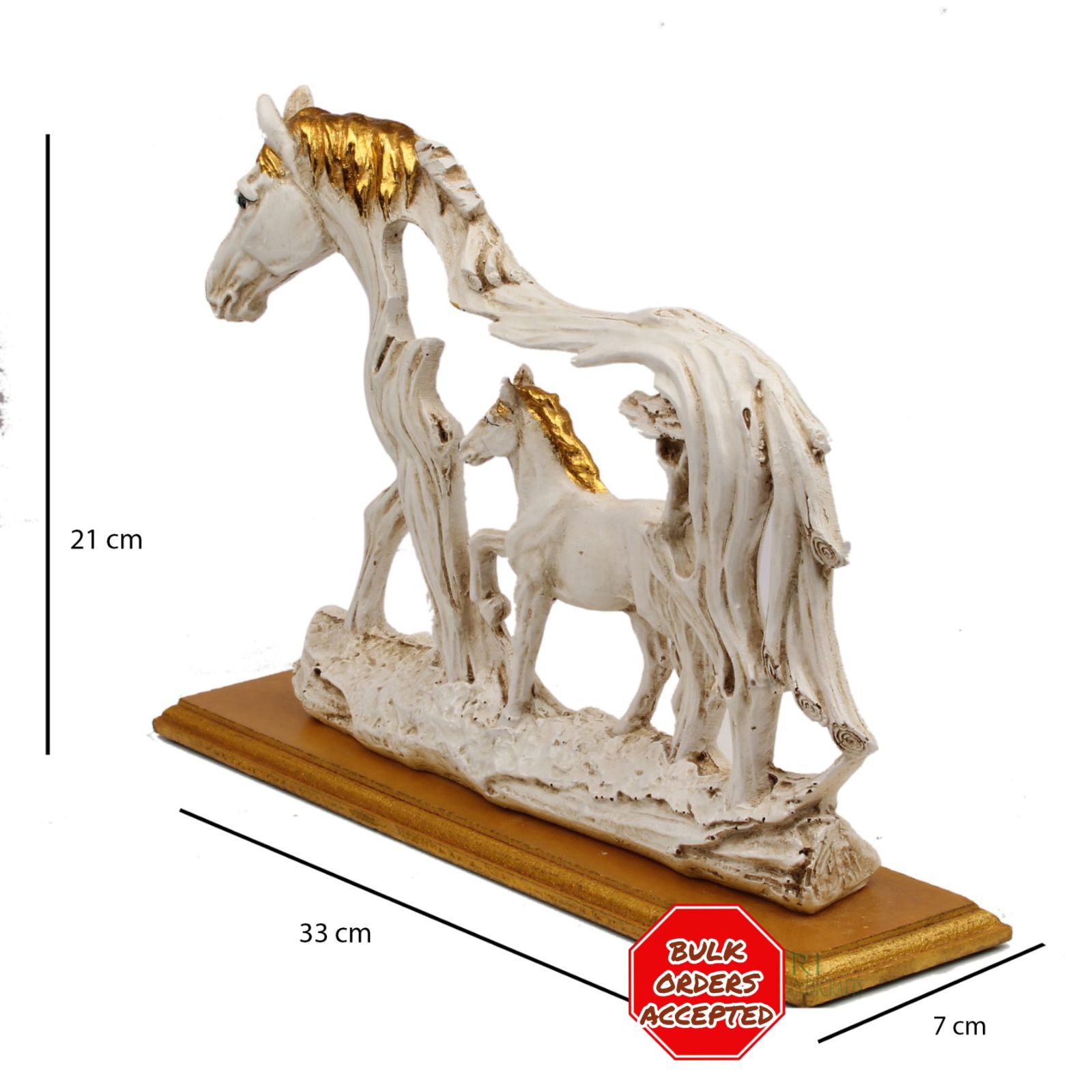 Elegant Horse Sculpture