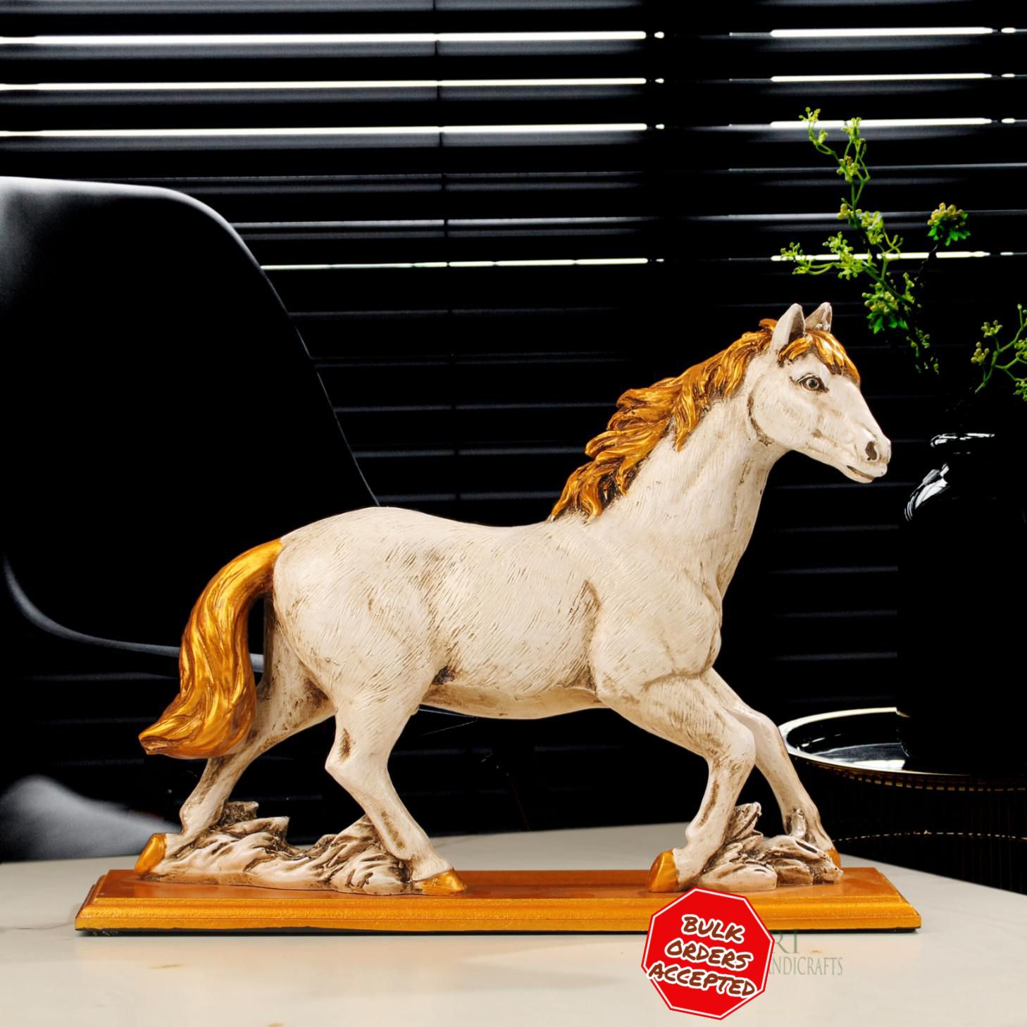 Elegant Horse Figurine. 