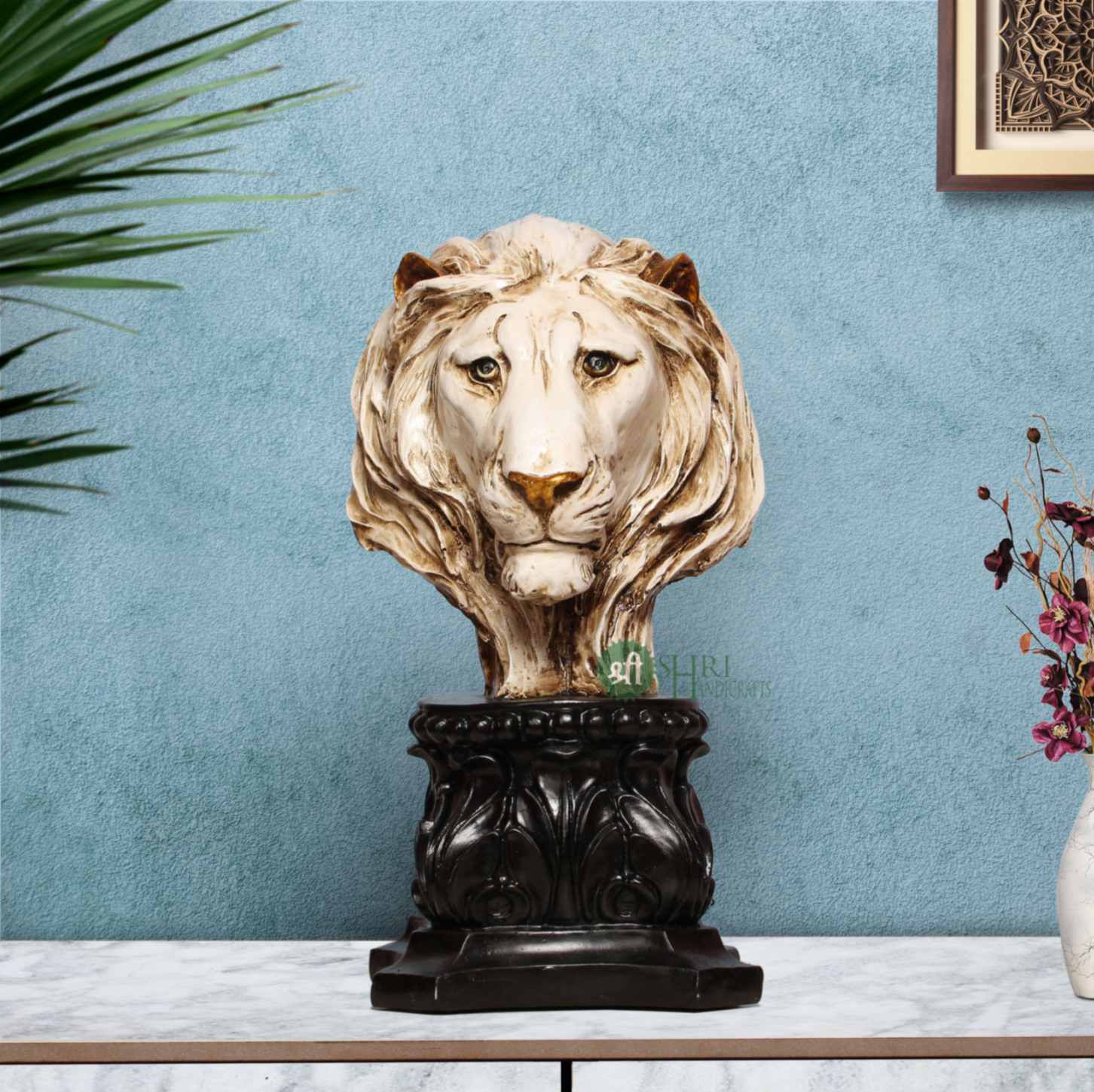 Elegant Decorative Table Sculpture