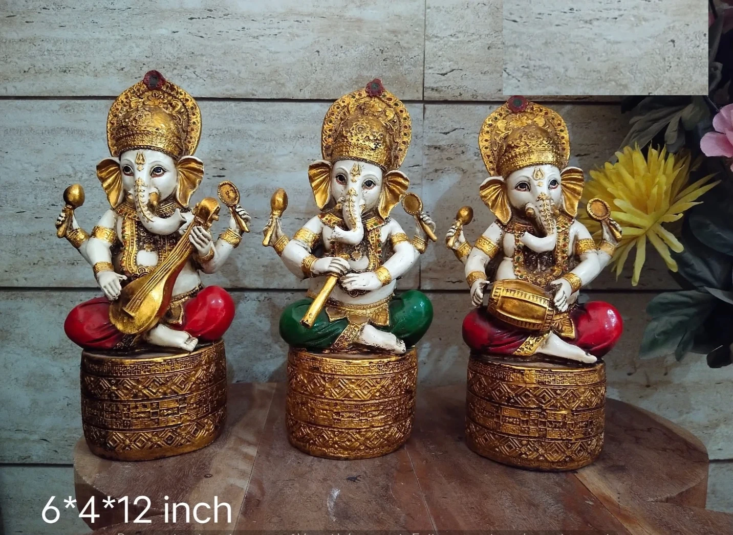 Lord Ganesha Decorative Showpieces