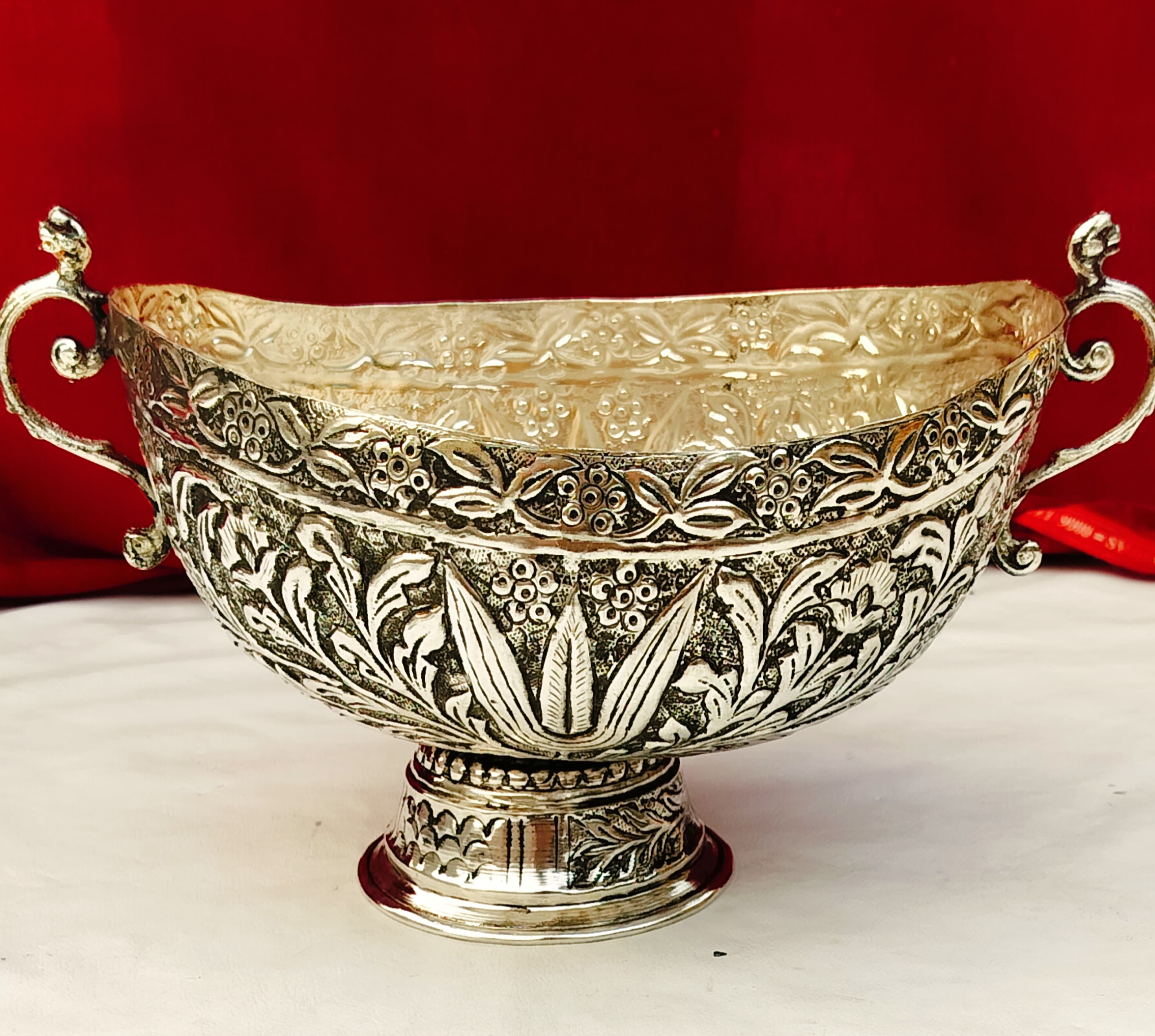 Antique German silver oval urli / bowl with 2 side vintage look handle