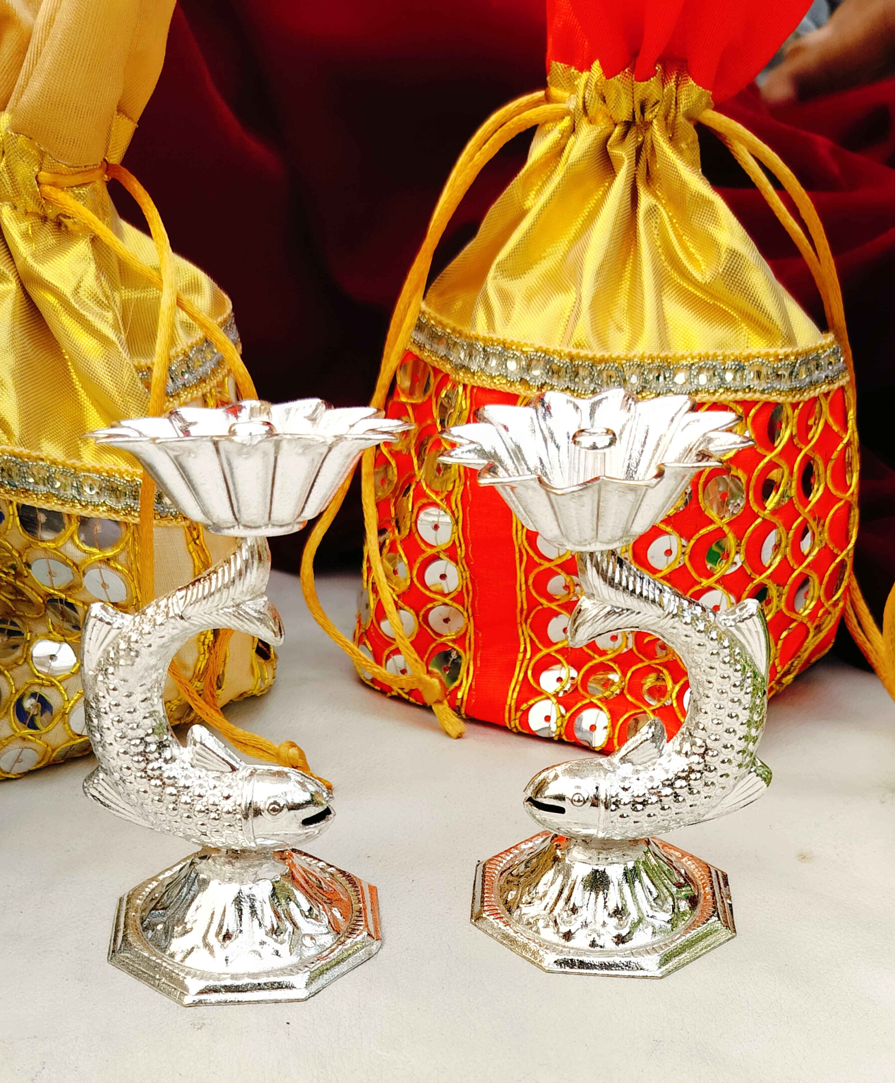 German silver Nakkashi fish diya