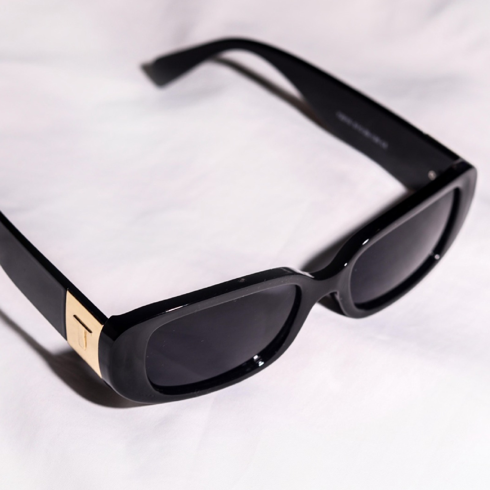 TOLOU Classic Black Sunglasses