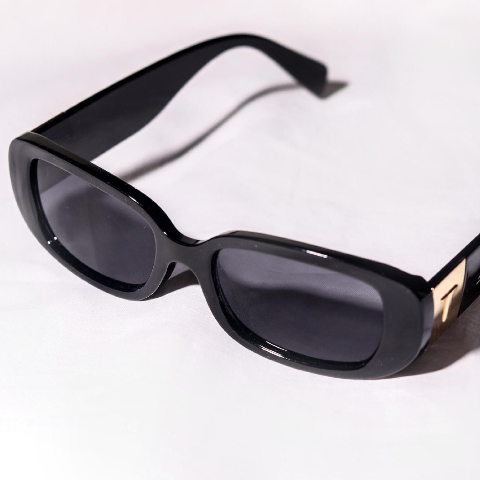 TOLOU Classic Black Sunglasses