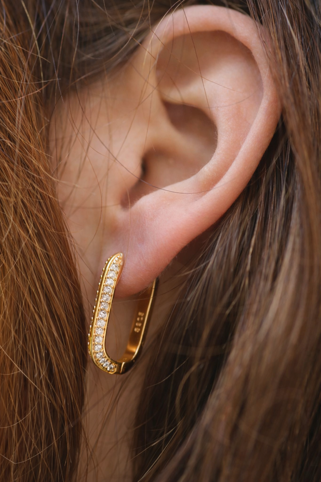 Boucles d’oreilles créoles GOLD ERA– Argent 925 & zircones scintillantes | Maison Aureus