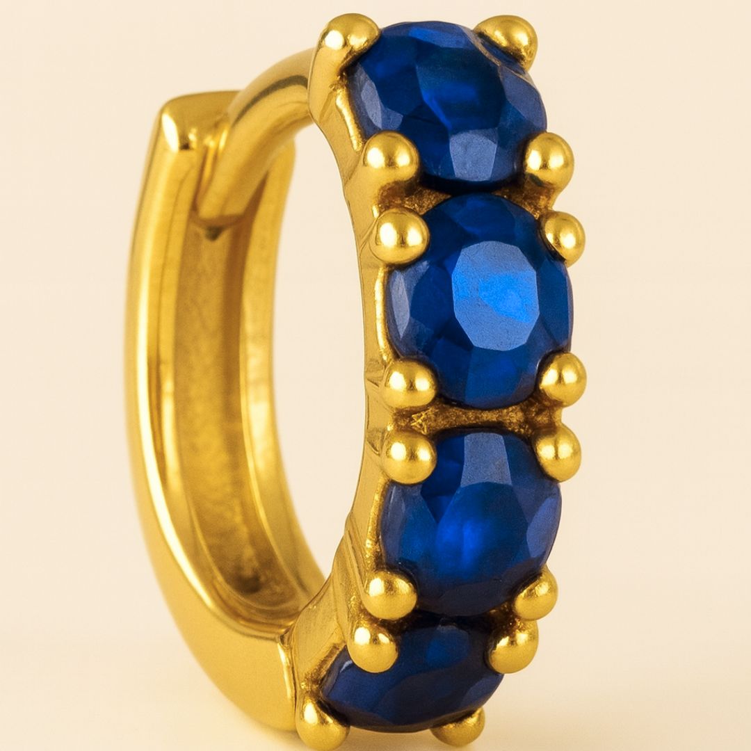 Boucles d’oreilles MYKONOS – Argent 925 plaqué or 18K & pierres bleues facettées AAA+ | Maison Aureus