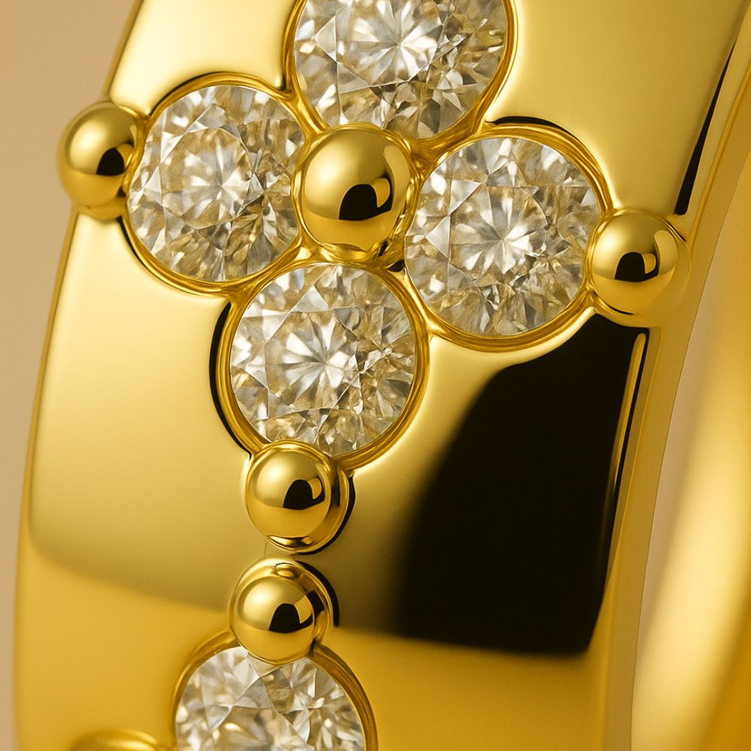 Boucles d’oreilles CAMELIA – Moissanite D VVS1 & Argent 925 | Créoles Trèfle Haute Brillance