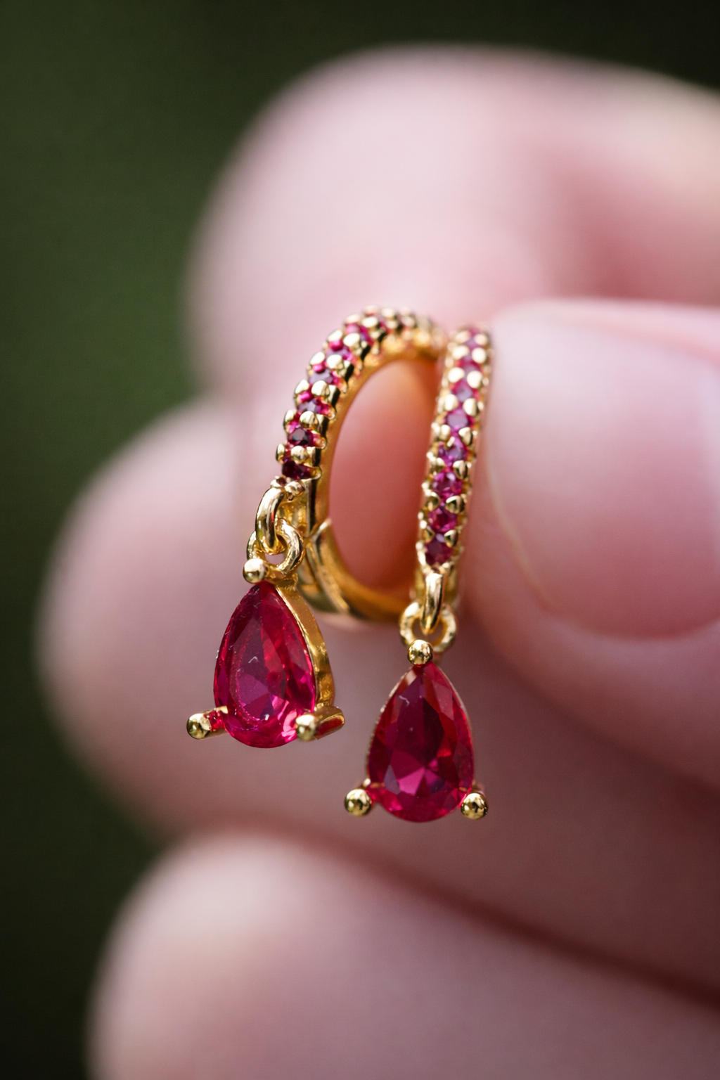 BOUCLES D'OREILLES CRÉOLES RED TEARS