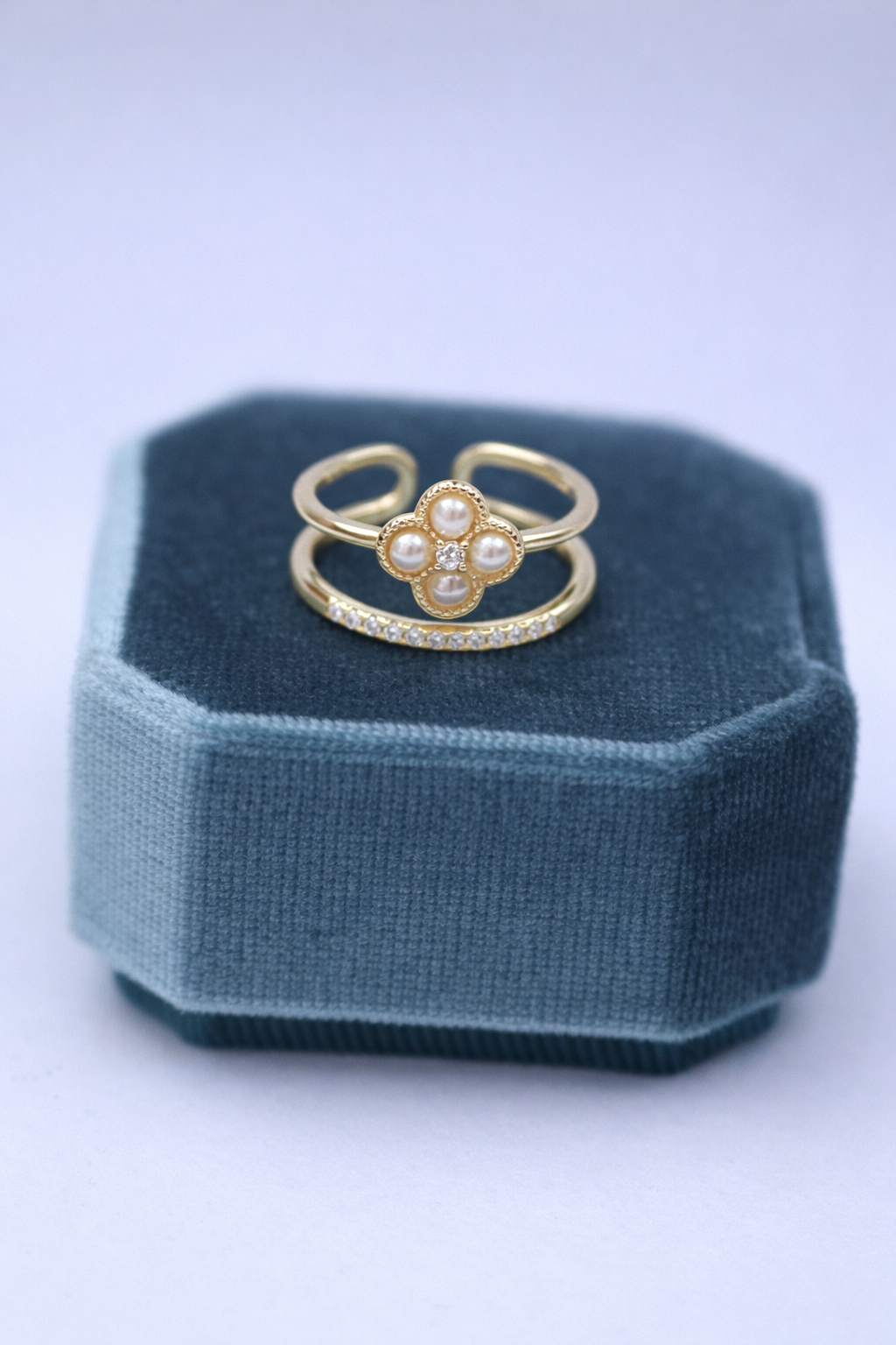 Bague NOSY IRANJA en argent sterling 925 plaqué or 14K, perles d’eau douce naturelles & zircone blanche scintillante | Maison Aureus