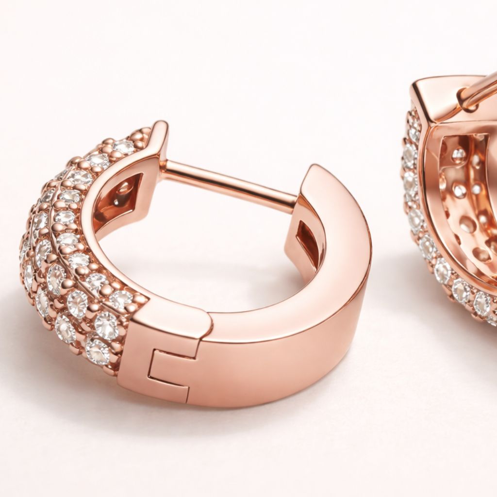 Boucles d’oreilles GOLDEN HOURS – Créoles scintillantes en argent 925 plaqué or rose & zircones lumineuses l Maison Aureus