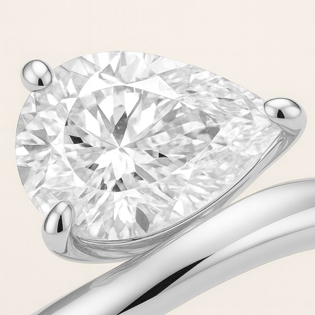 Bague VICTOIRE – Goutte d’Eau 7×11 mm | Moissanite 3CT ou Zircone 2CT | Argent 925 & Or 18K