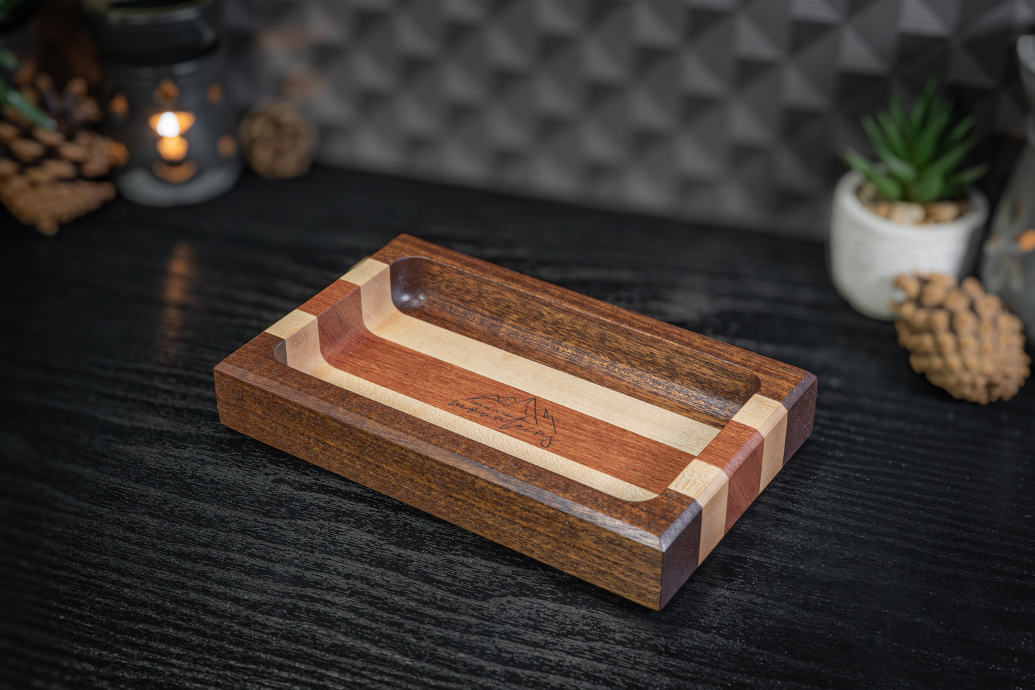 Engraved Sapele, Maple and Rosewood Trinket Tray