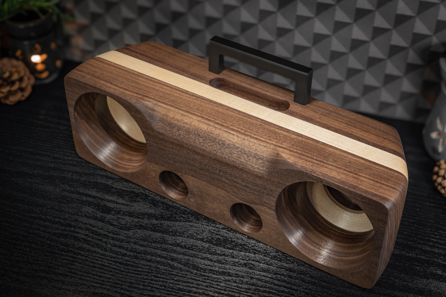 Boombox Passive/ Acoustic Phone Holder