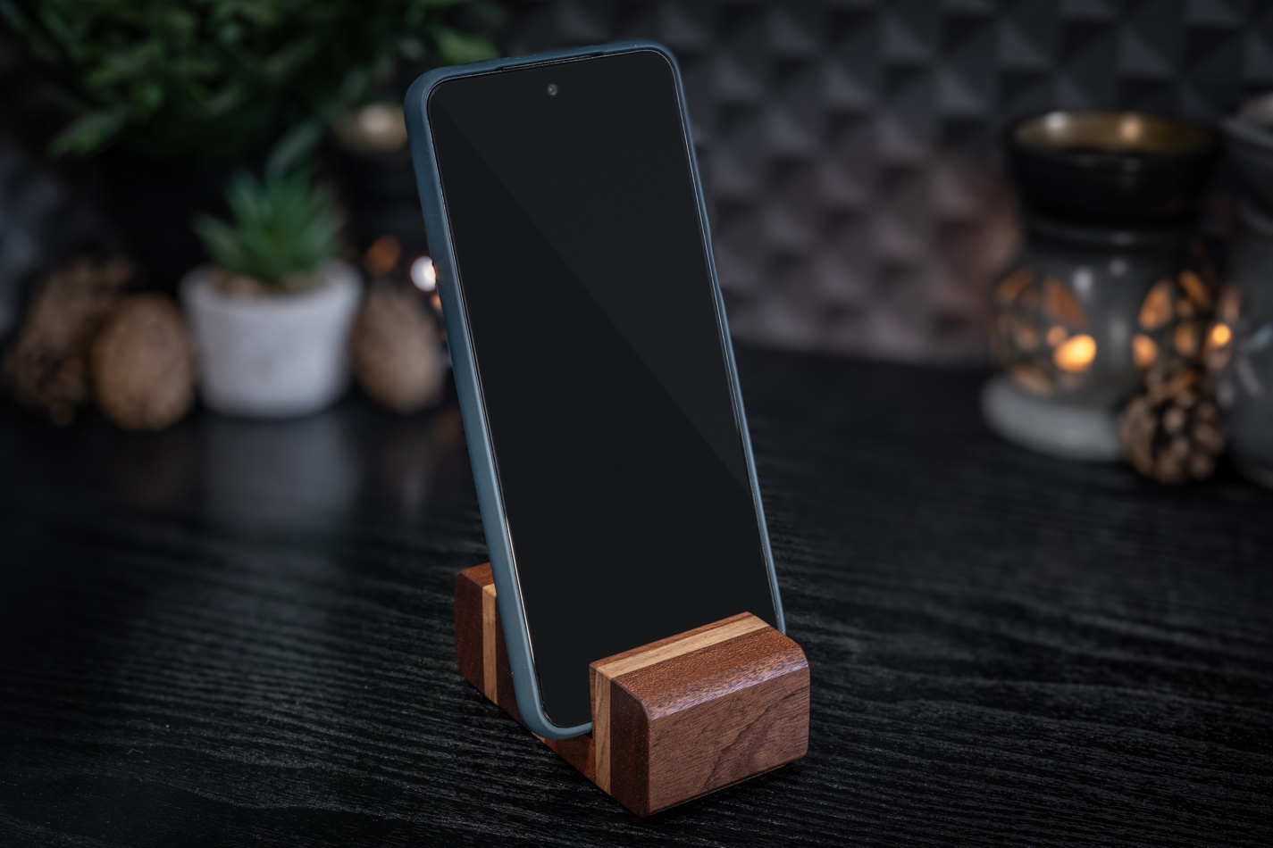 Tree Engraved Sapele, Ash & Rosewood Phone Stand