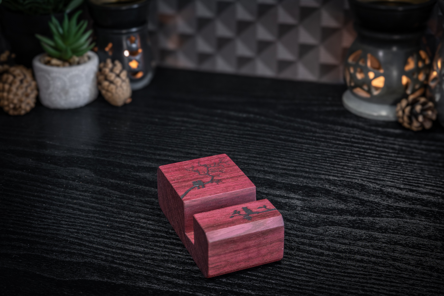 Cat Engraved Purpleheart Phone Stand