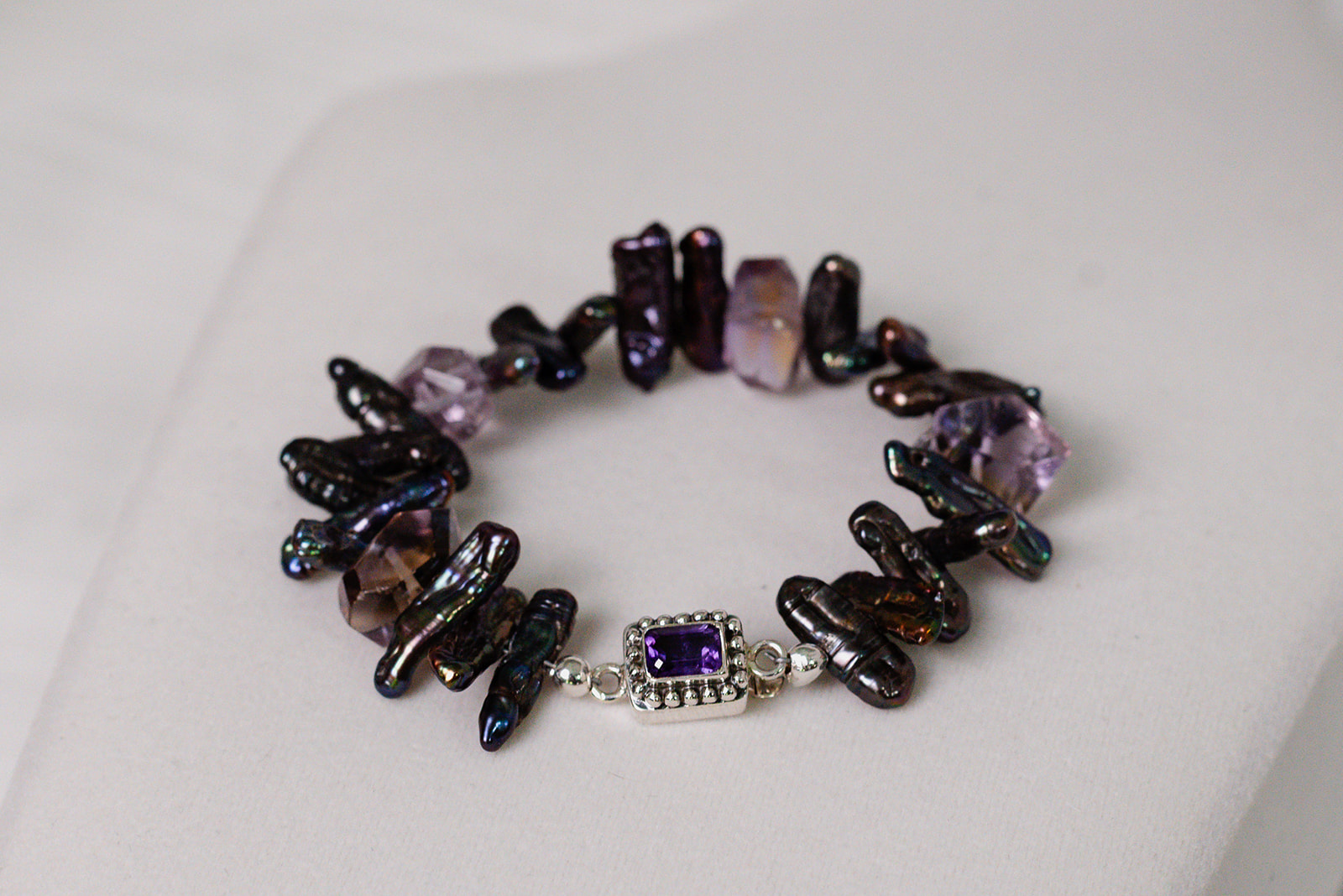 Iridescent Violet Biwa Pearls with Amethyst chunks Bracelet