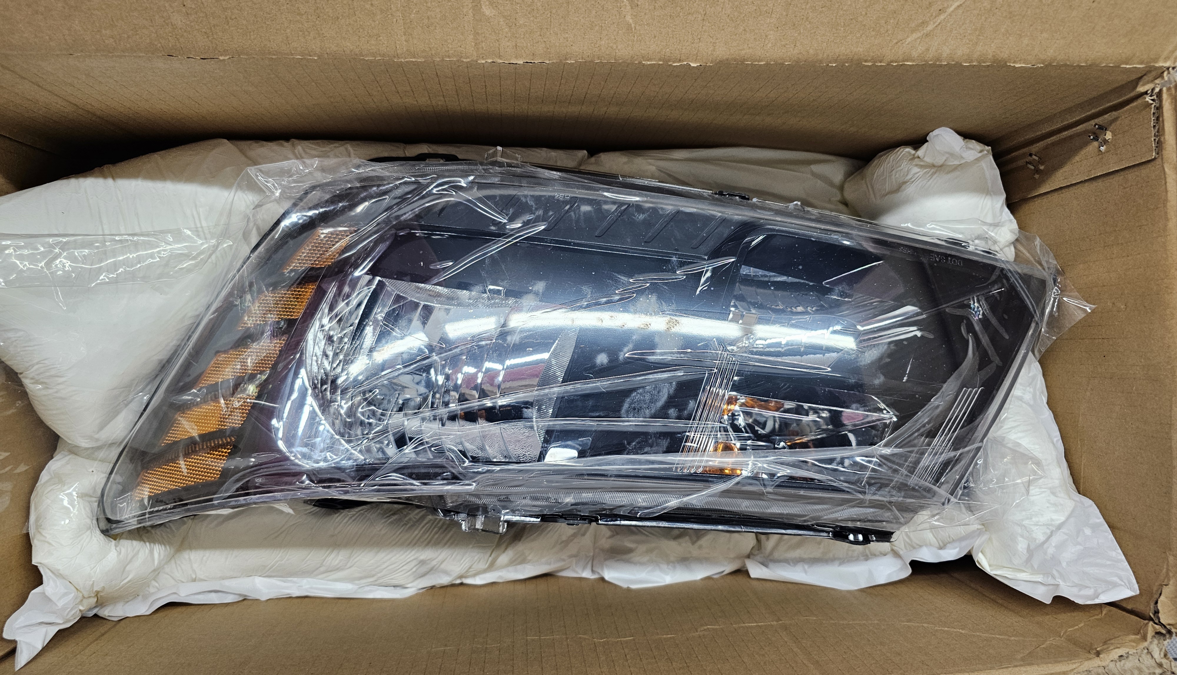 Dodge Journey LH Driver Side Headlight