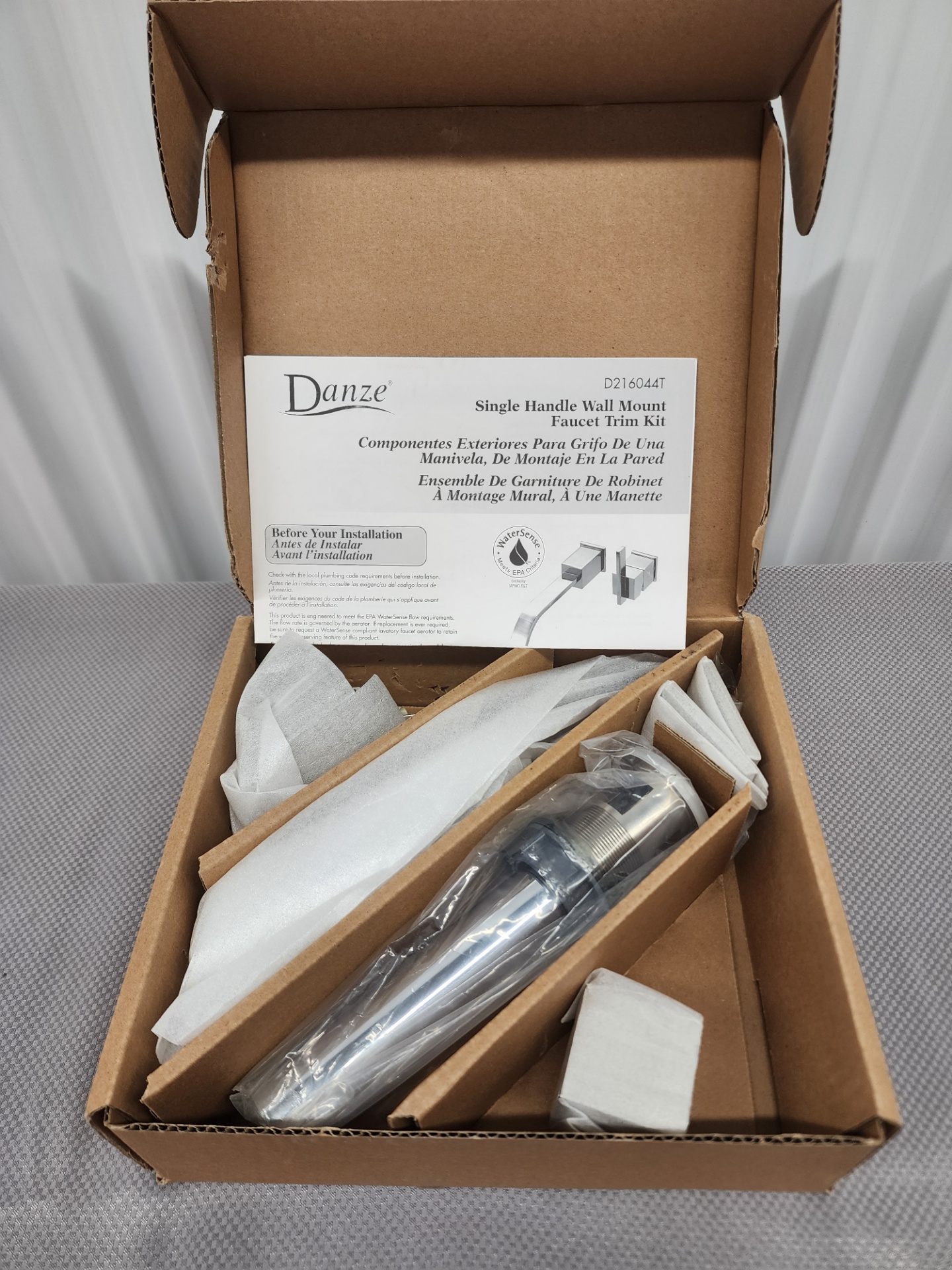 Danze Single Handle Wall Mount Lavatory Faucet Trim Kit