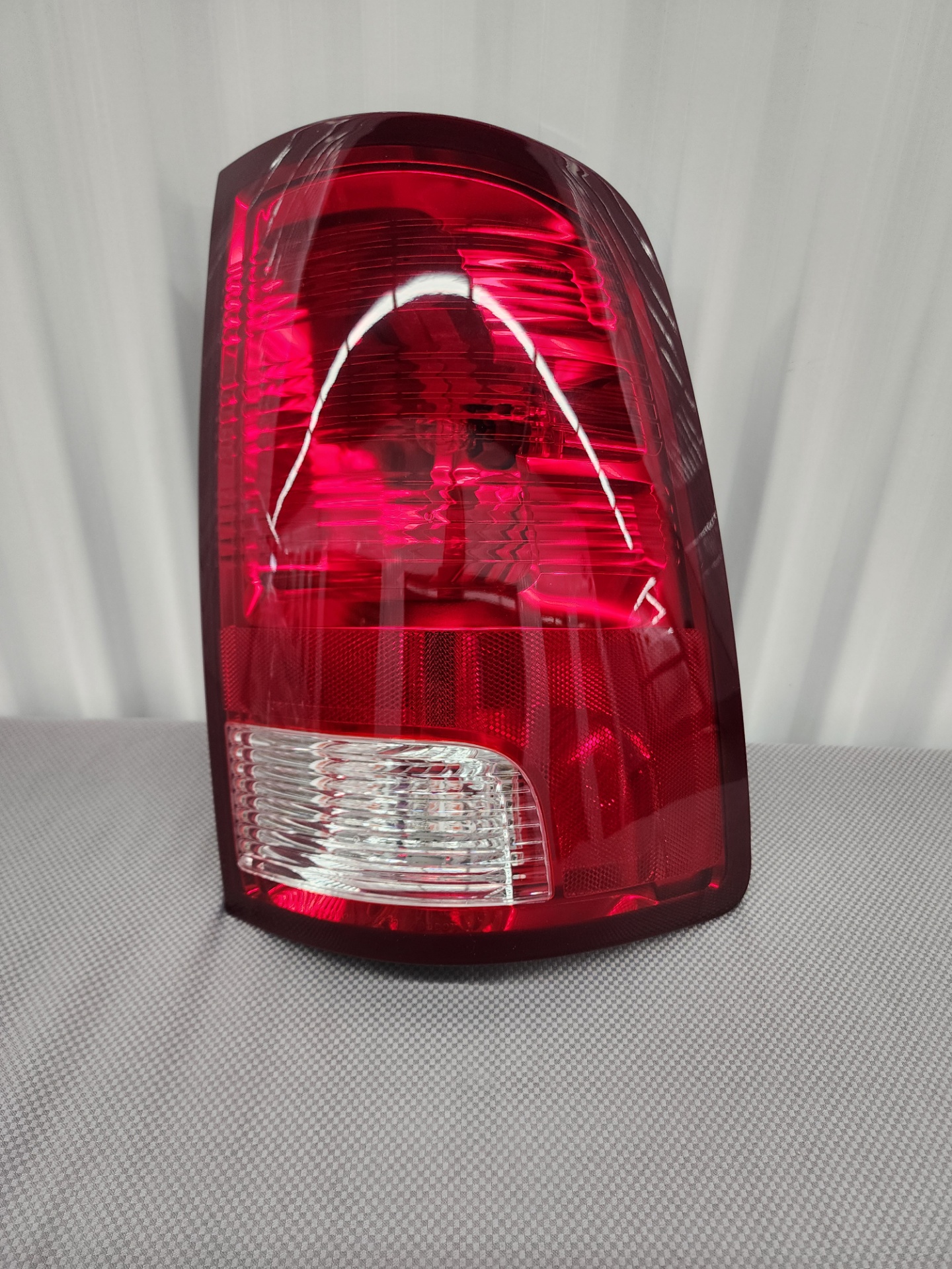 Dodge Ram 1500 Taillight Rear Right '09-'18