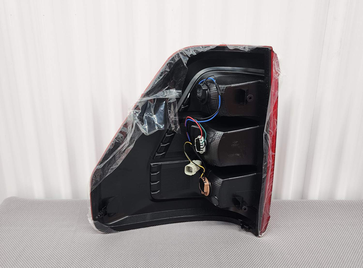 Ford F150 F-150 XL Driver Side Halogen Taillight '21 - '22