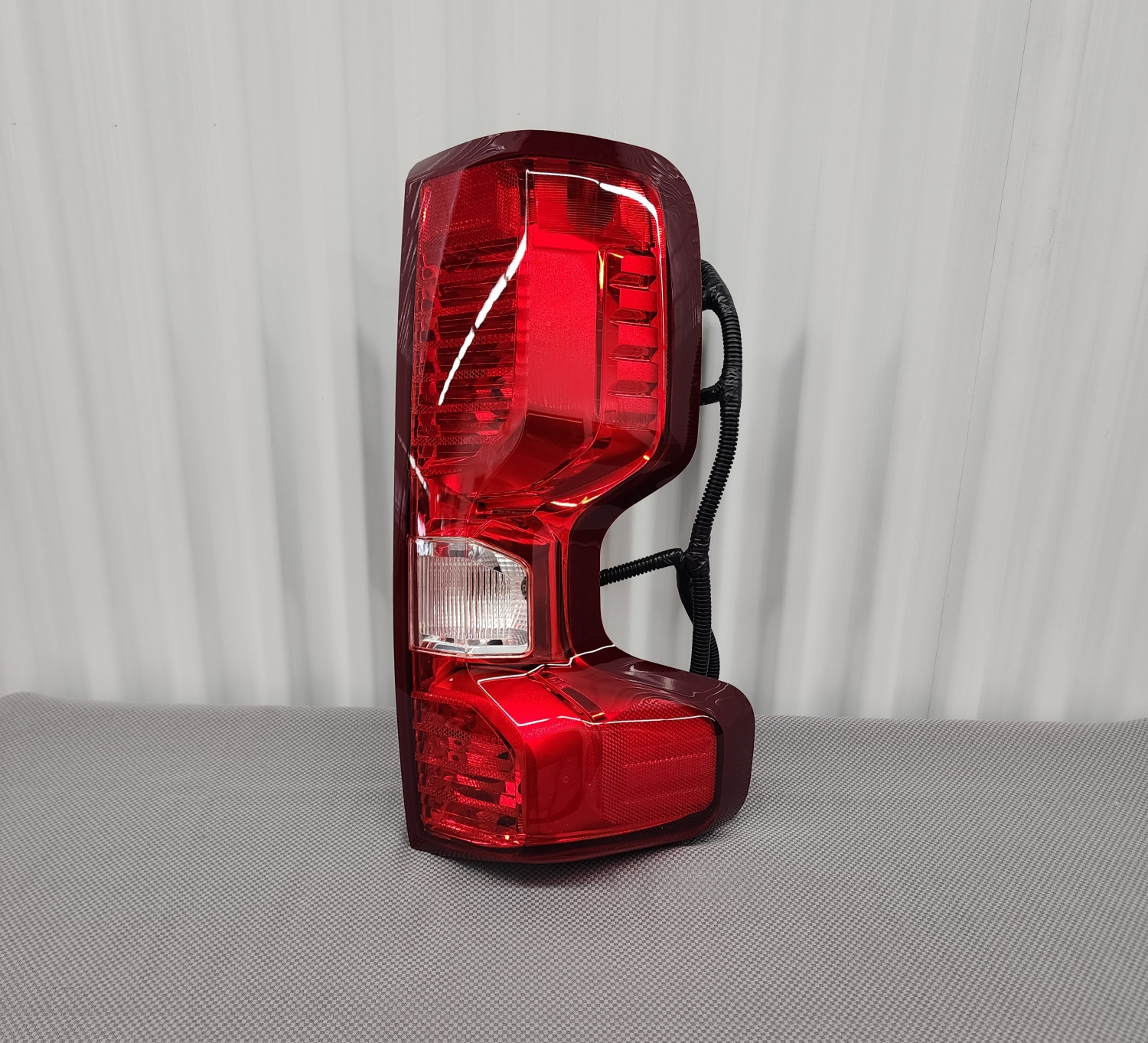 Chevy Silverado 1500 LH Taillight '19-'23