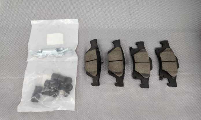 Jeep Grand Cherokee / Dodge Durango Sport Brake Pads