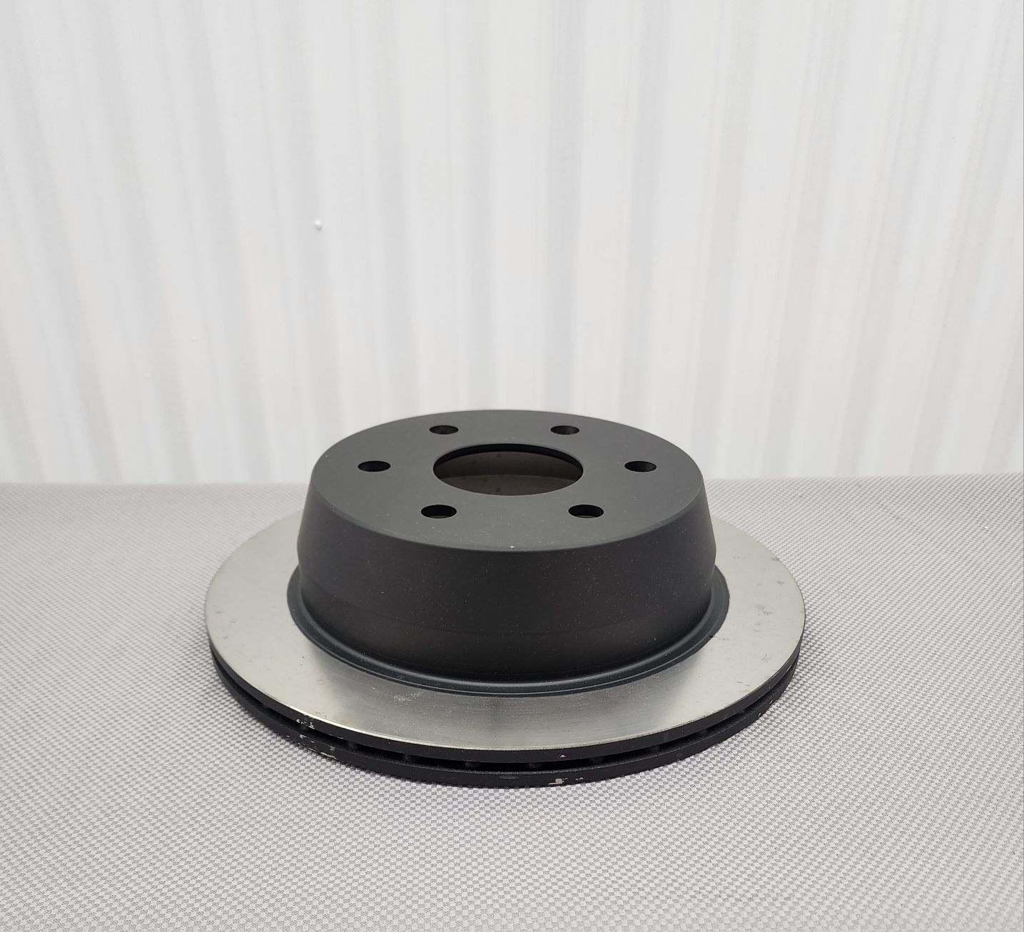 GMC Sierra 1500 Chevy Silverado Rear Brake Rotor 2000-07
