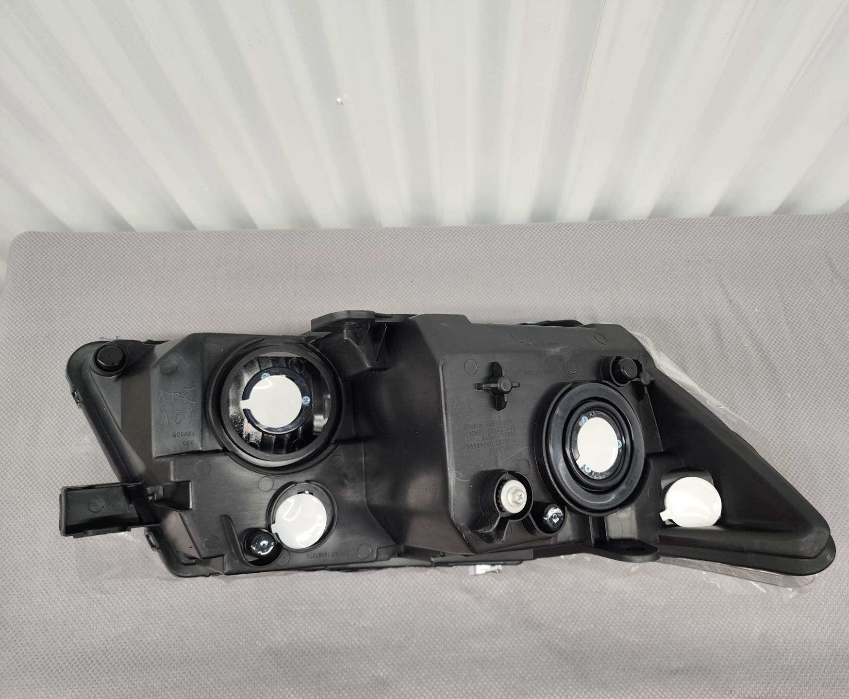 Dodge Journey LH Driver Side Headlight 2009-2020
