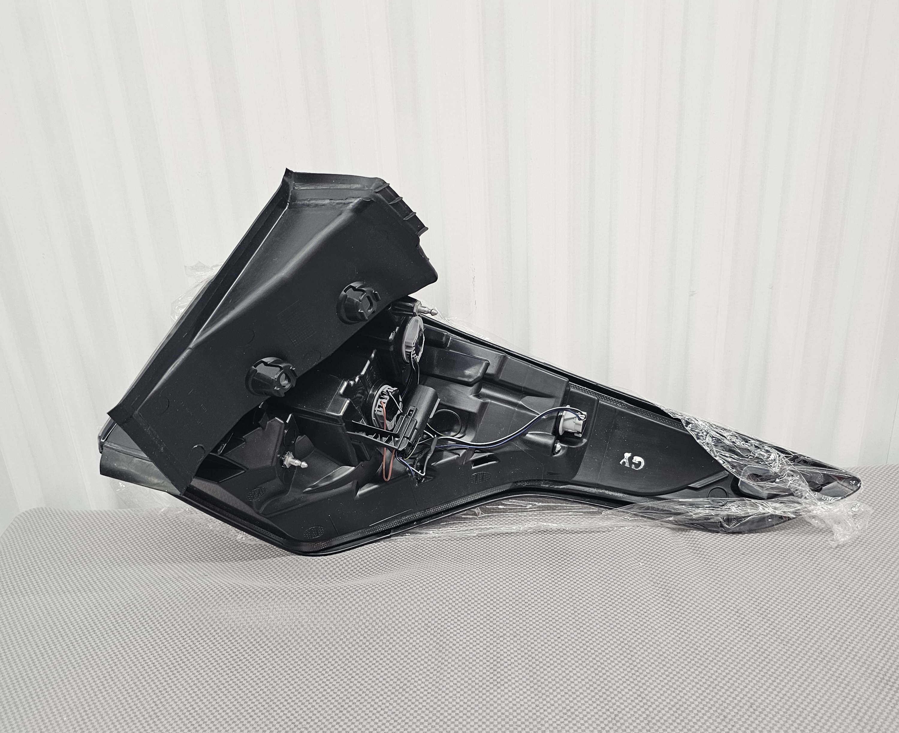 Ford Escape LH Driver Side Taillight for 2017 to 2019