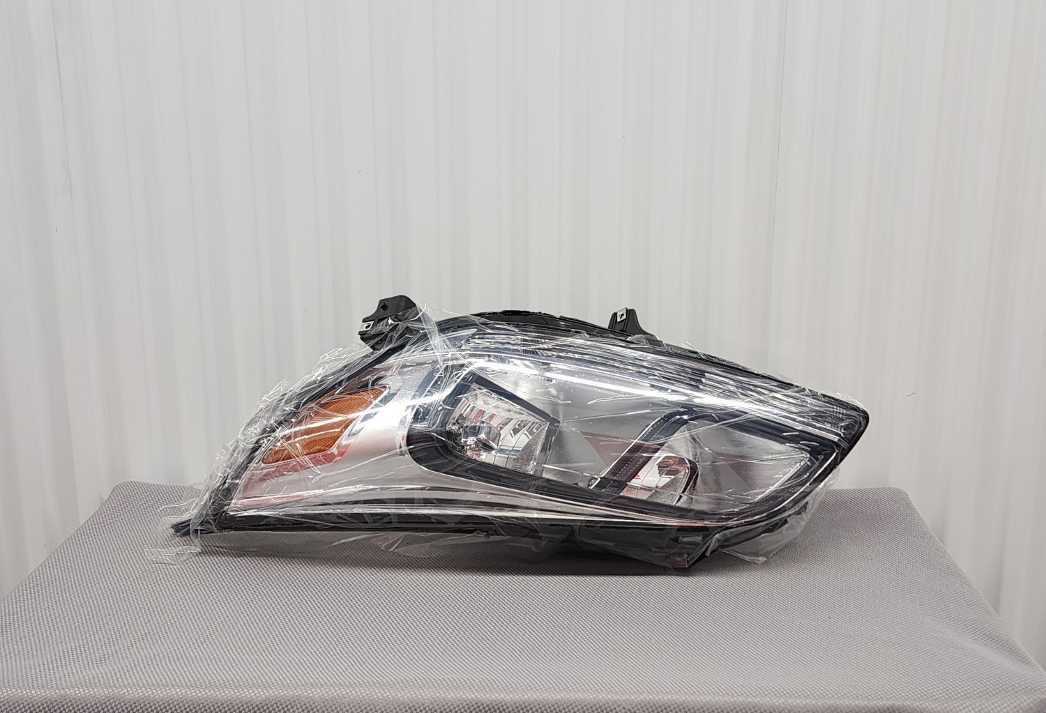 Chevy Malibu LS Driver Side Headlight 2013 - 2016