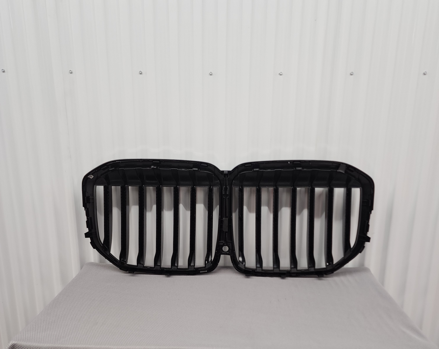 BMW X7 Upper Facelift Grille 2023 - 2025