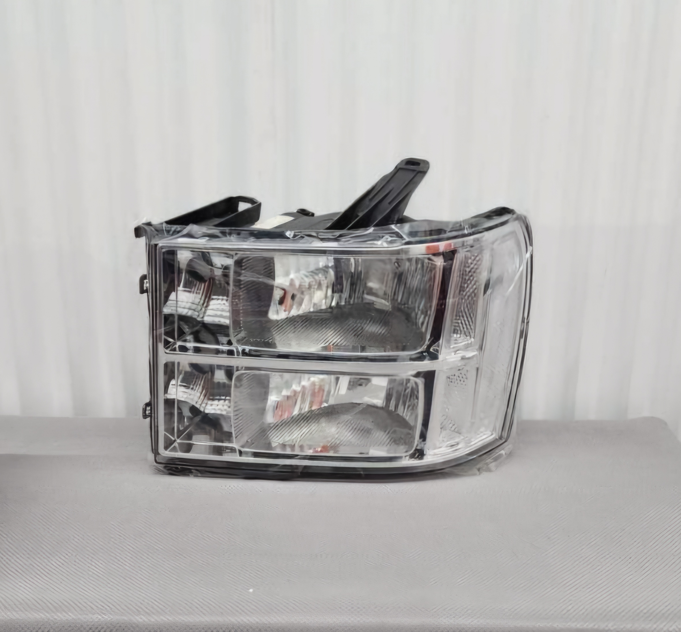 GMC Sierra 1500 2500 HD 3500 HD LH Driver Side Headlight