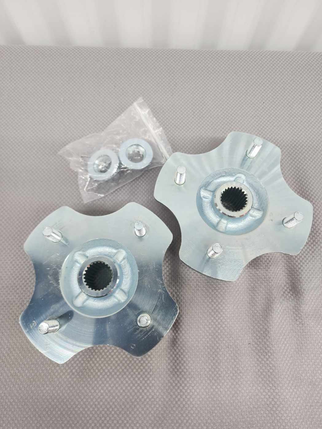 Honda Fourtrax Rear Axle Wheel Hub Set