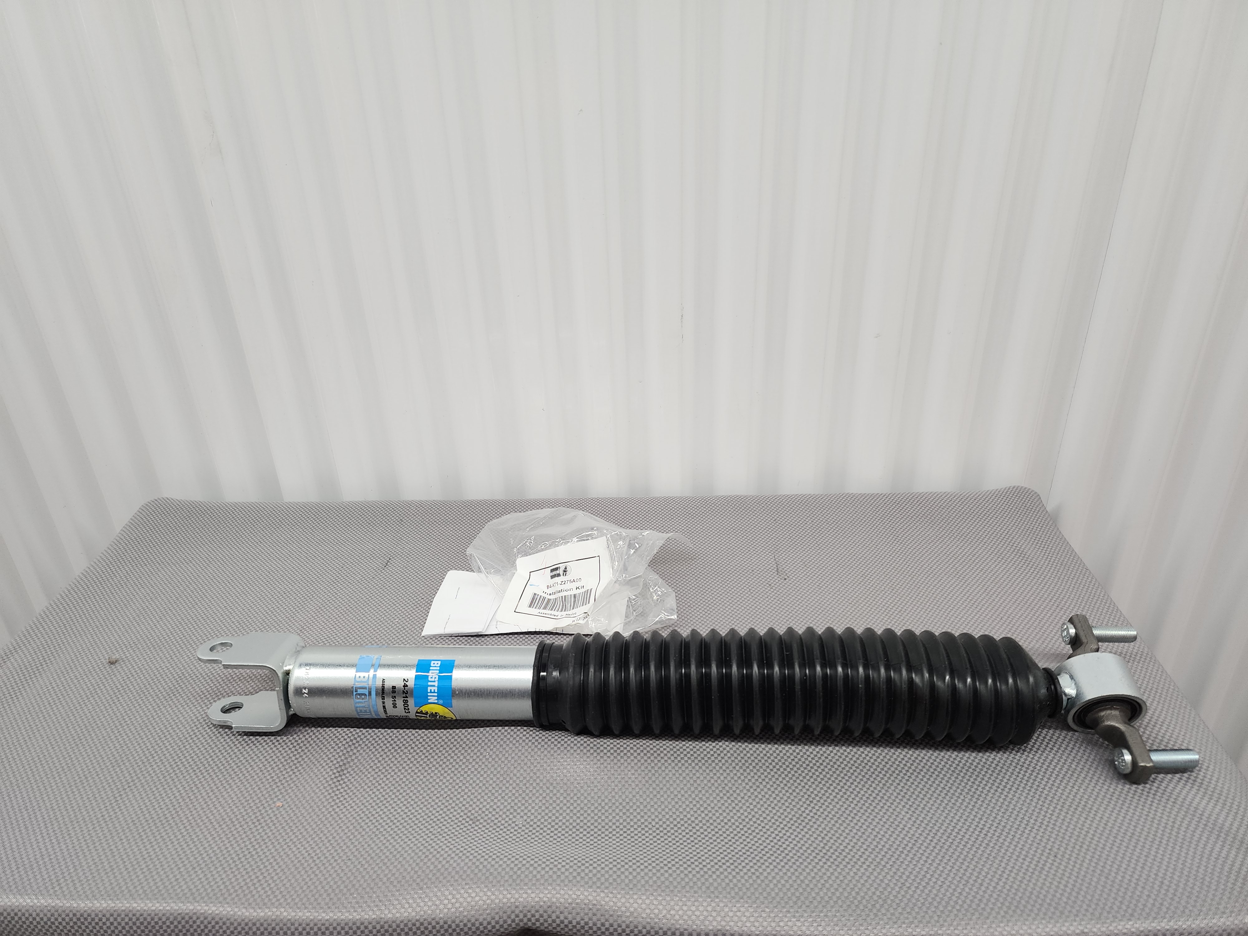 GMC Sierra Chevy Silverado 2500 3500 HD Bilstein Front Shock