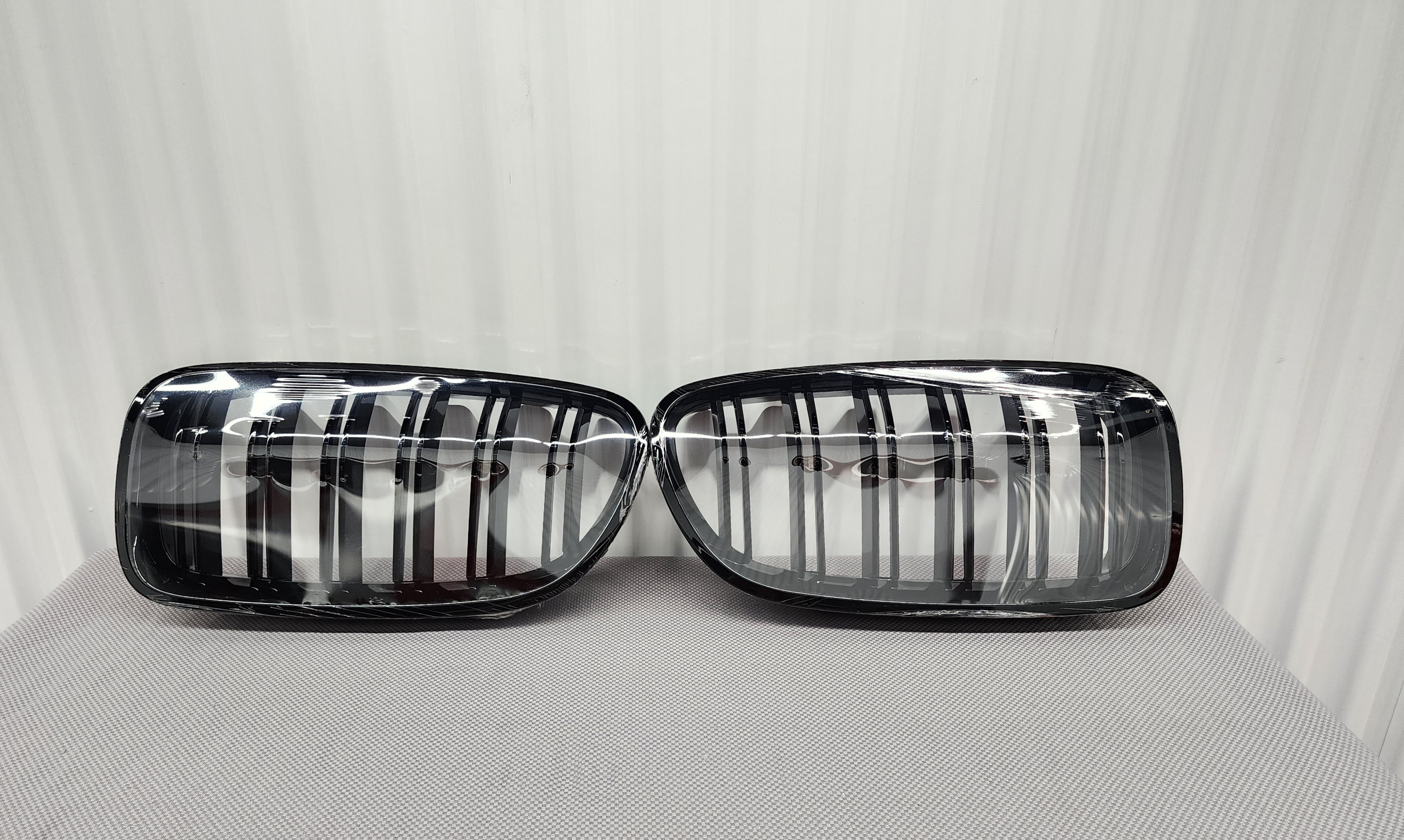BMW M5 F10 Glossy Black Grille Set for 2010 - 2017