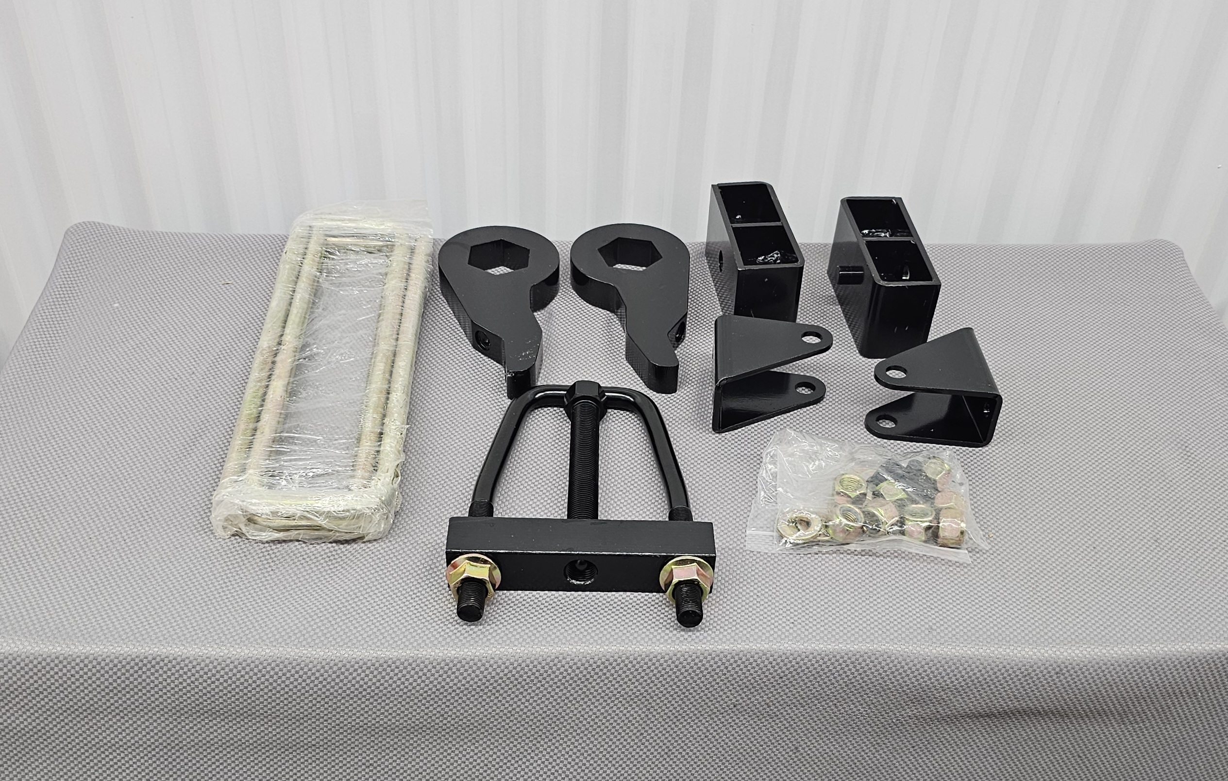 Chevy Silverado GMC Sierra Front Rear Suspension Levelling Kit