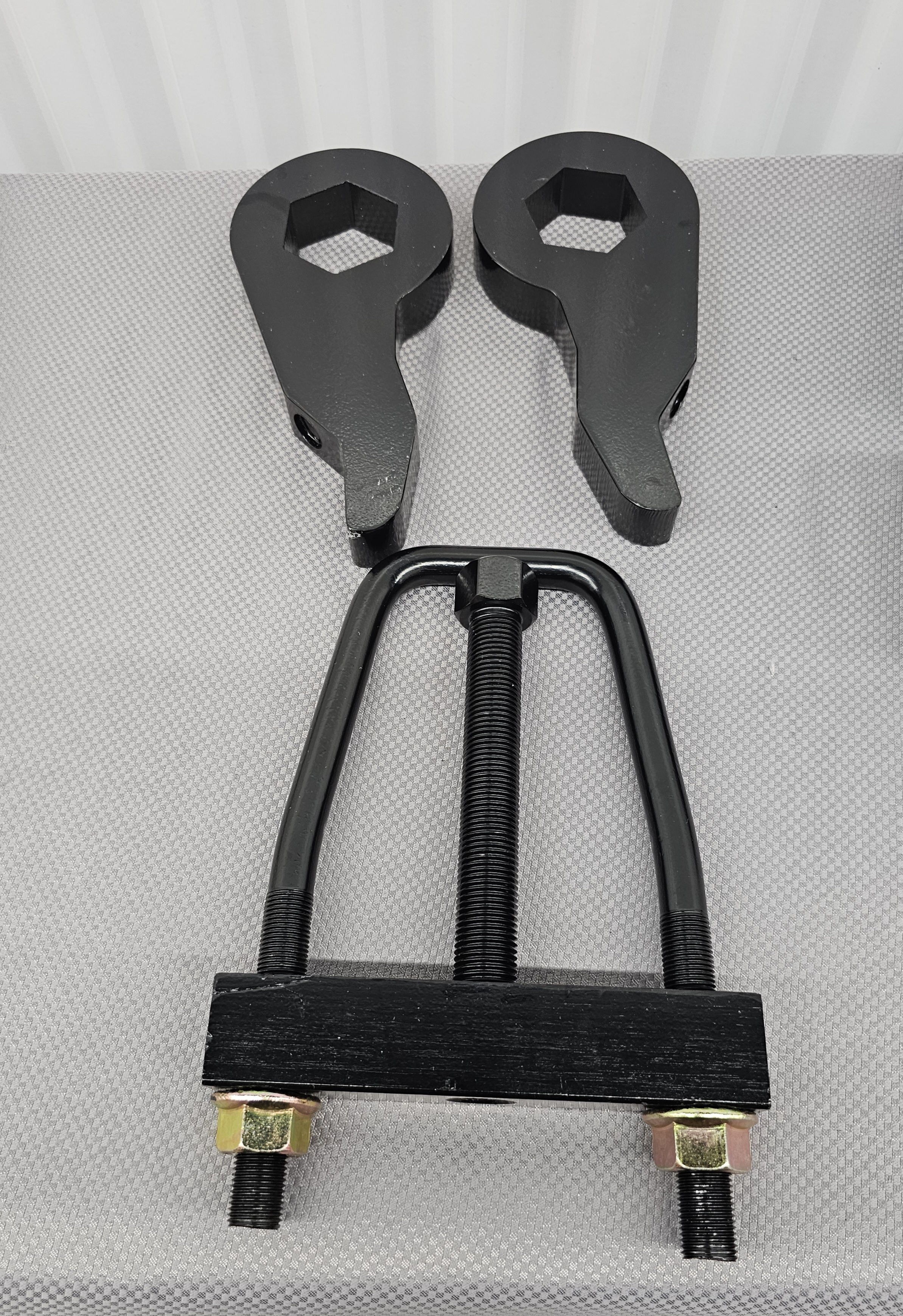 Chevy Silverado GMC Sierra Front Rear Suspension Levelling Kit