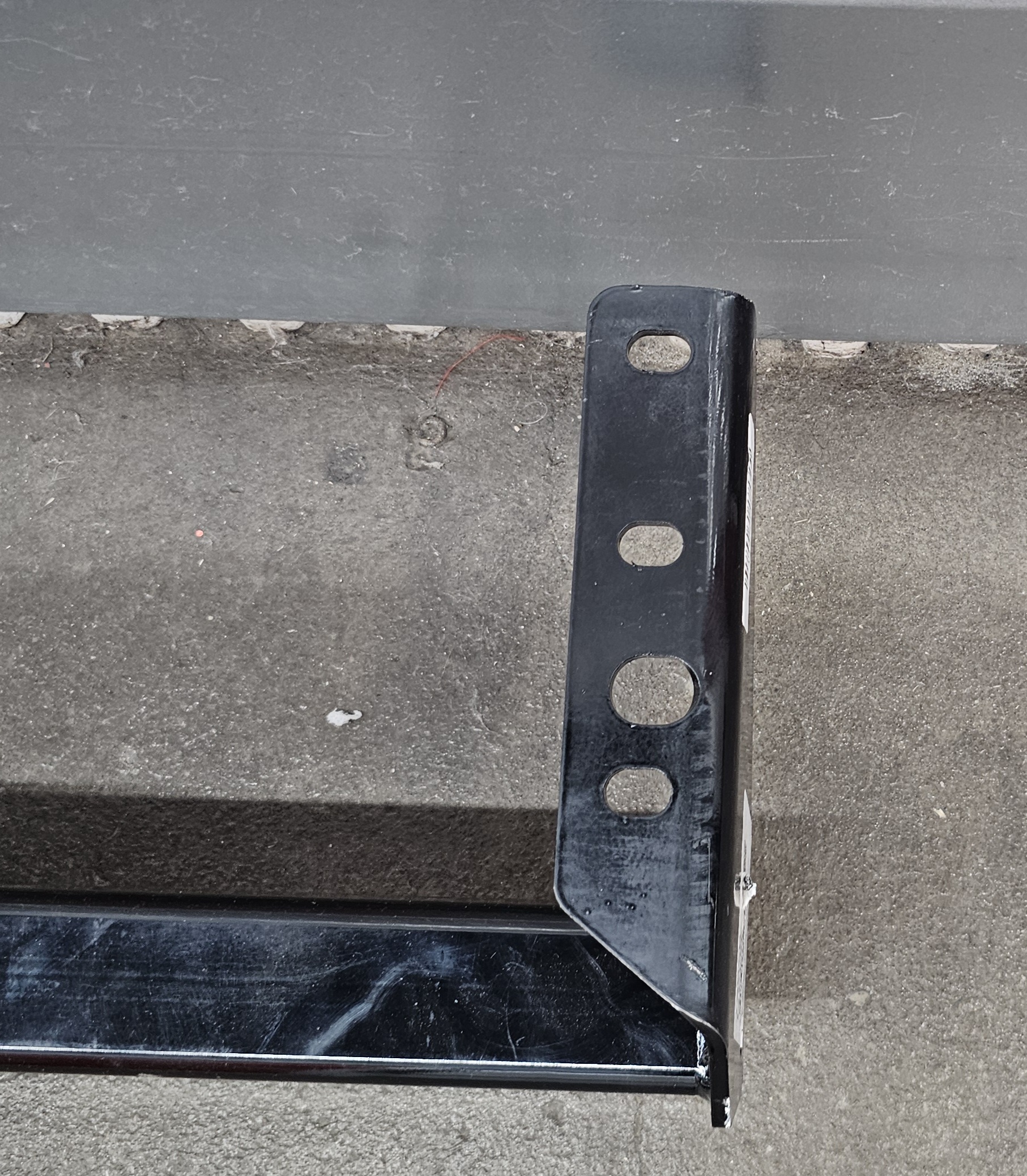 GMC Sierra / Chevy Silverado 1500 2500 3500 Trailer Hitch