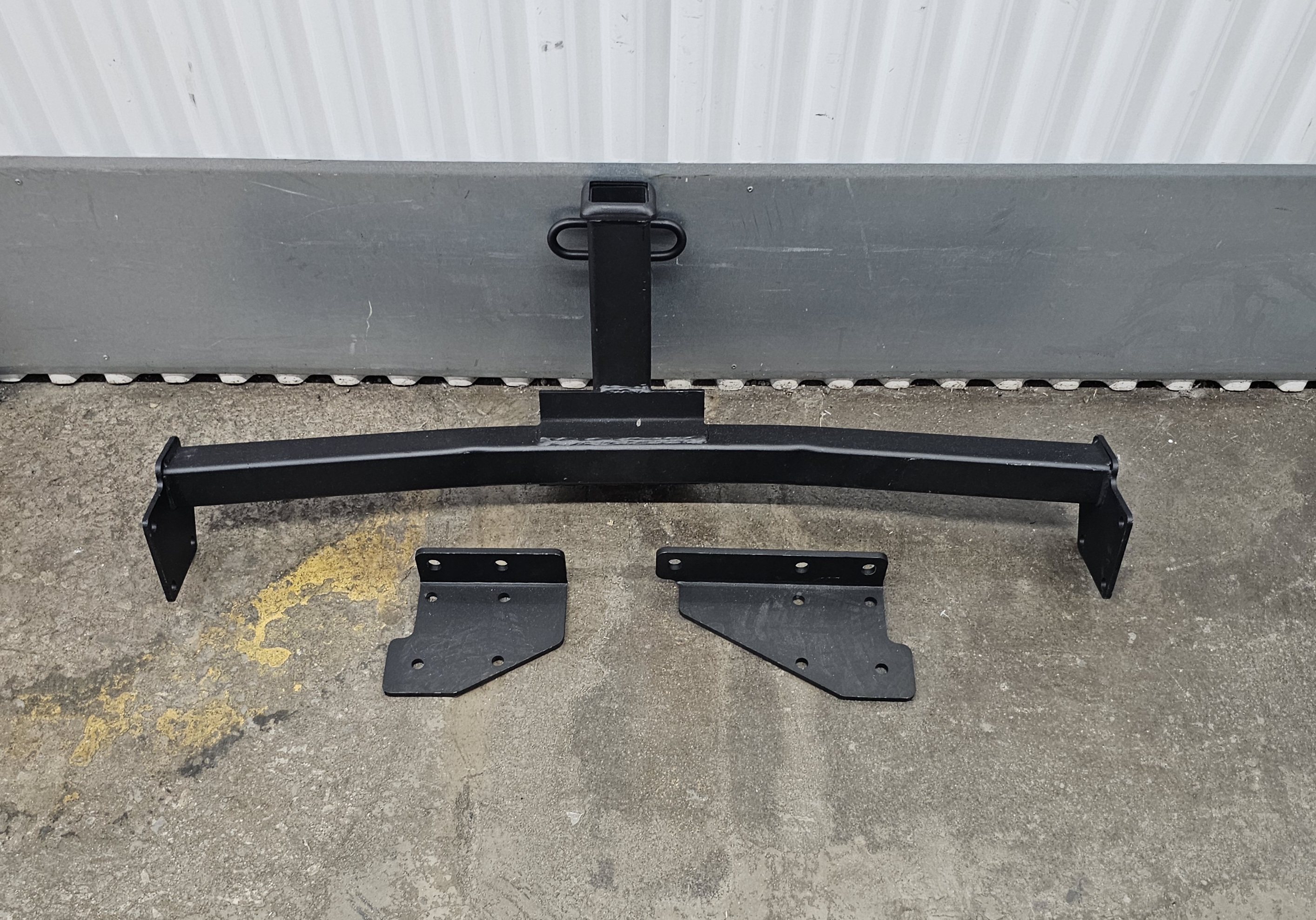 Class 3 Trailer Hitch for Truck or SUV w/ 2" Receiver