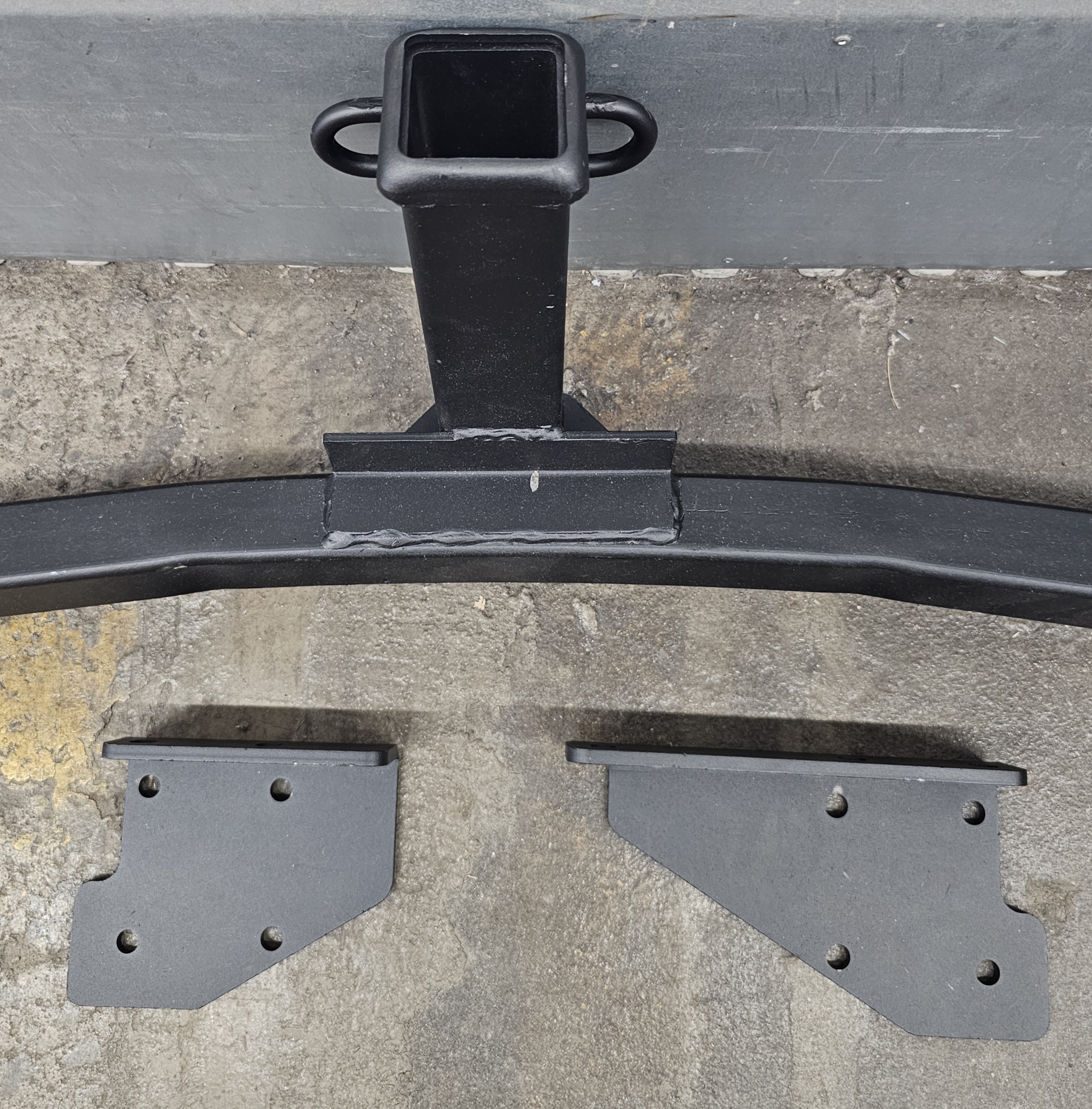 Class 3 Trailer Hitch for Truck or SUV w/ 2" Receiver