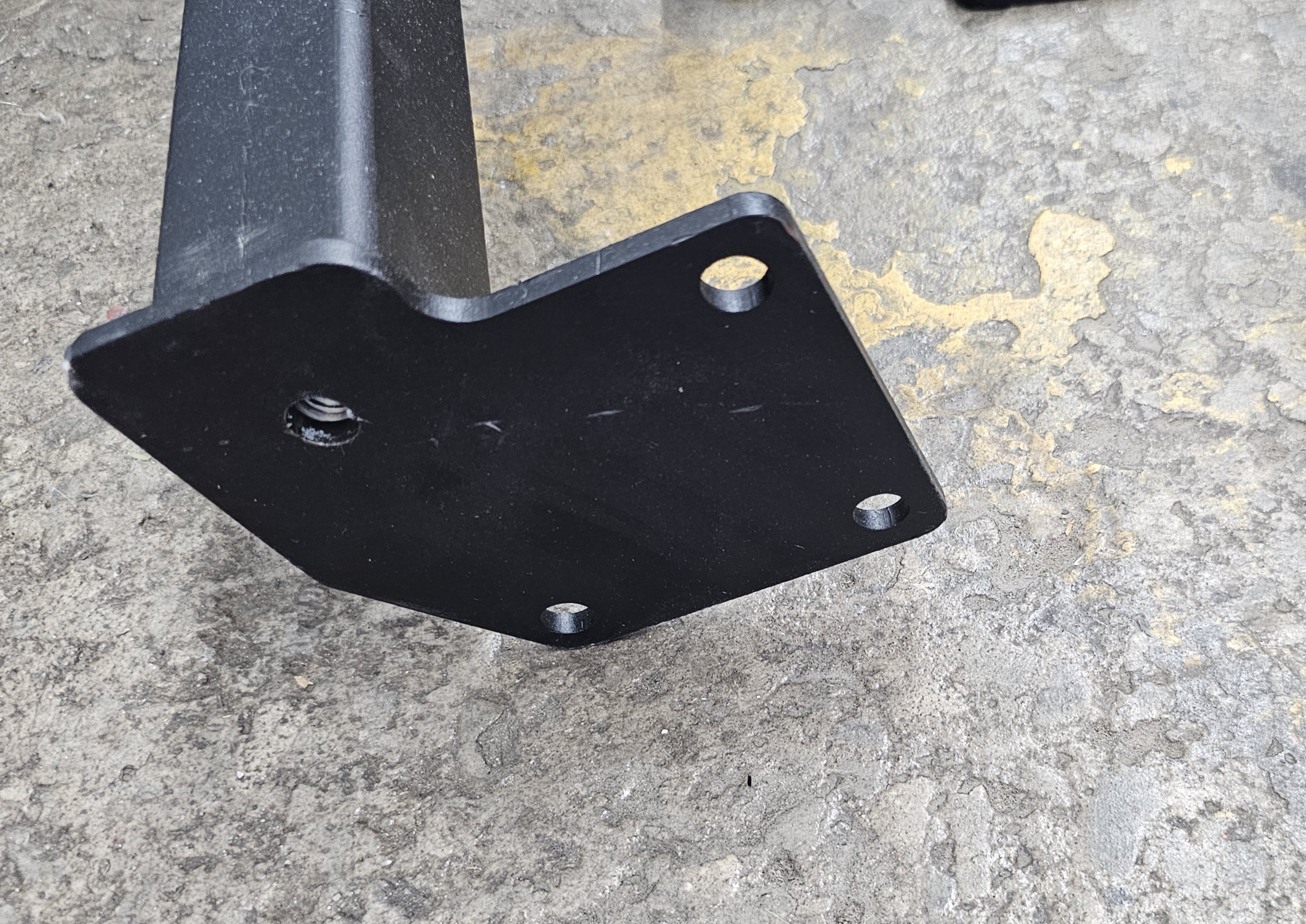 Class 3 Trailer Hitch for Truck or SUV w/ 2" Receiver