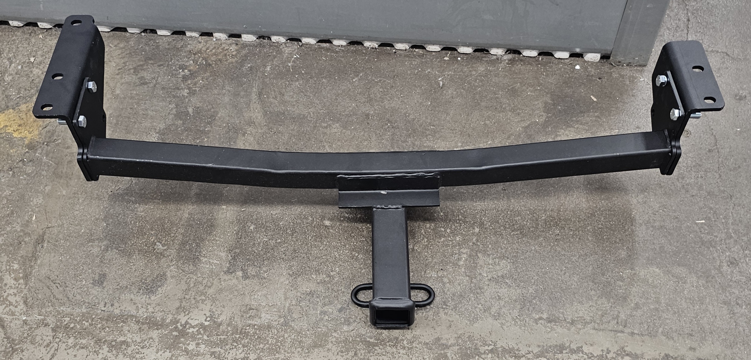 Nissan Rogue Class 3 Trailer Hitch for 2008 to 2020
