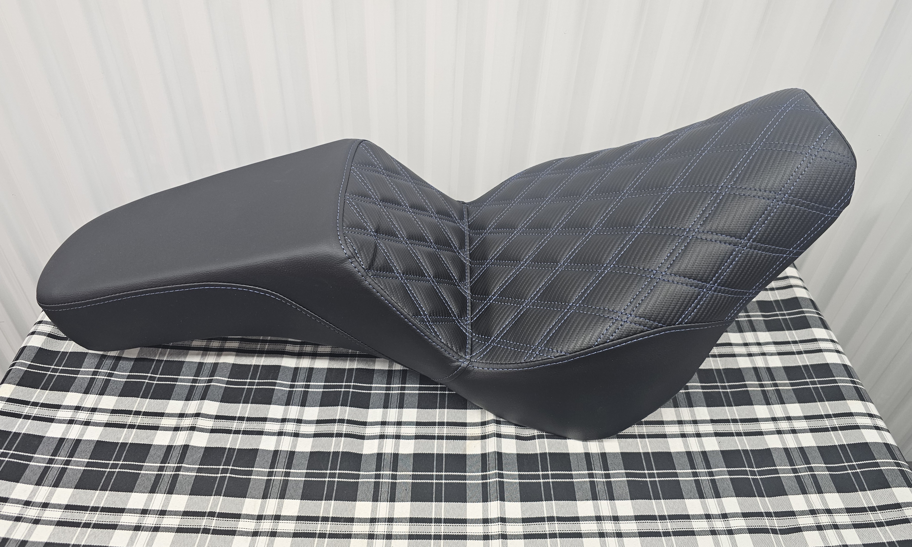 New! Harley Dyna 2-Up Seat w/ Blue Stitching